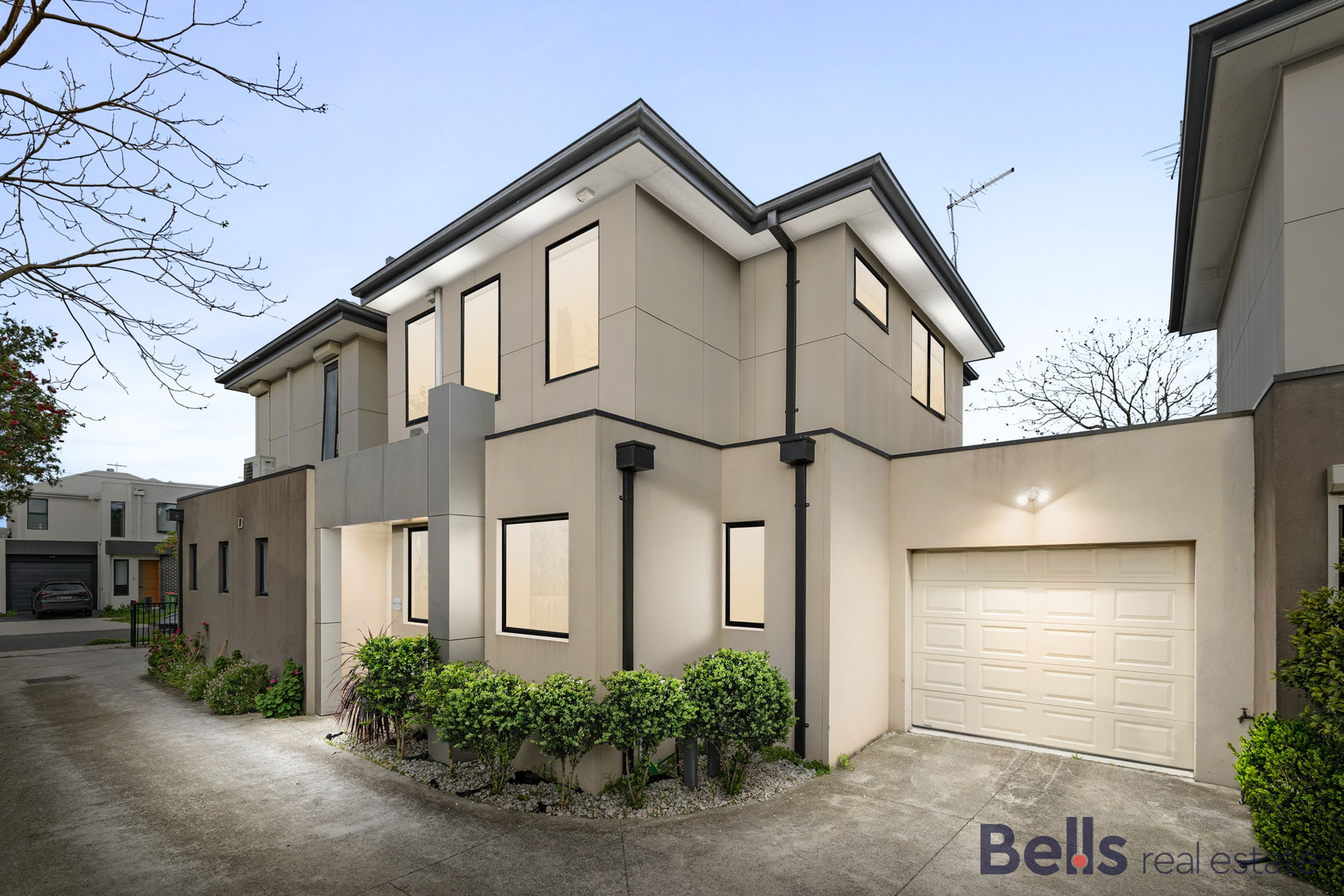 2/29 Howden Crescent, Braybrook - Image 1