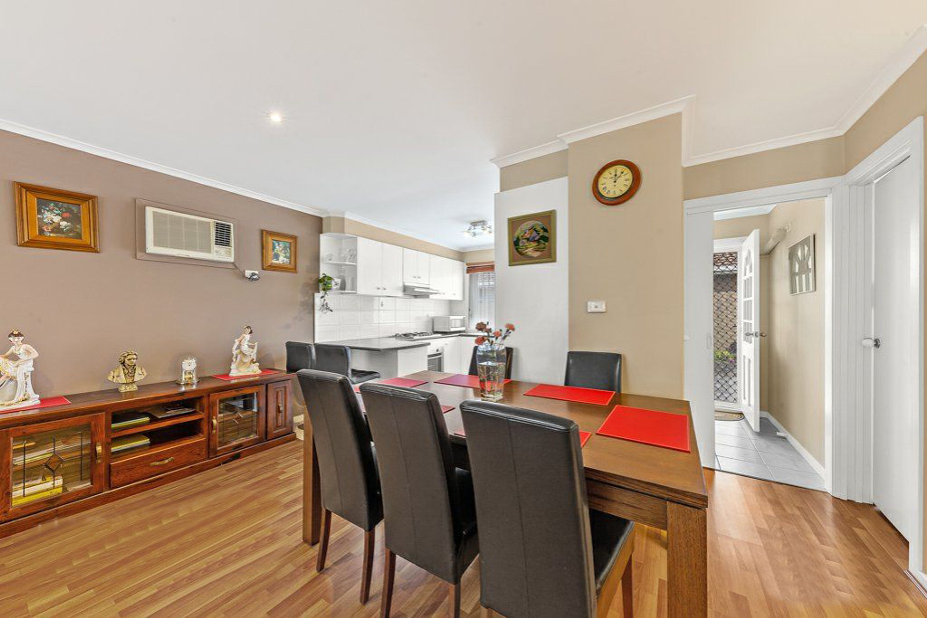 2/106 Conrad Street, St Albans VIC 3021, St Albans - Thumbnail 5
