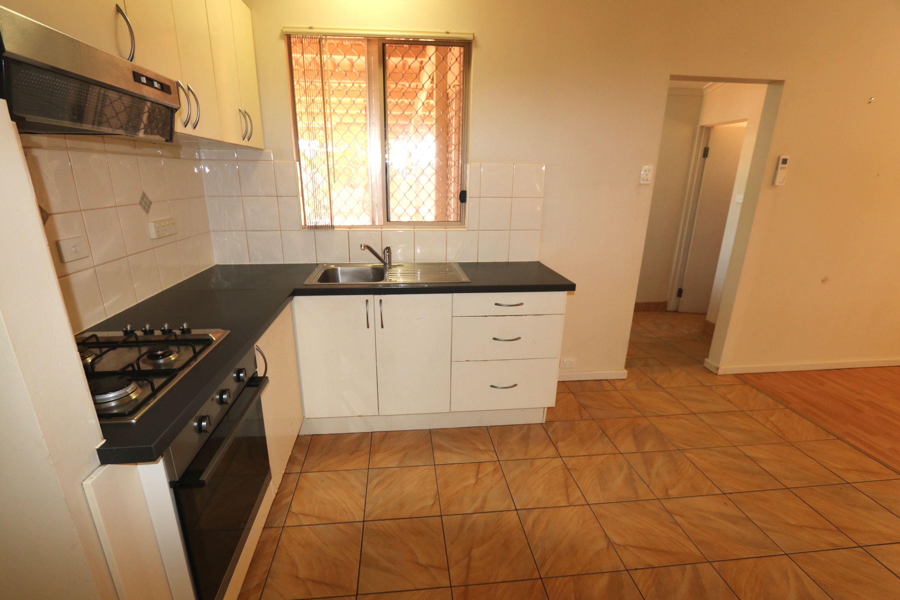 40 Pedlar Street, South Hedland, South Hedland - Thumbnail 4