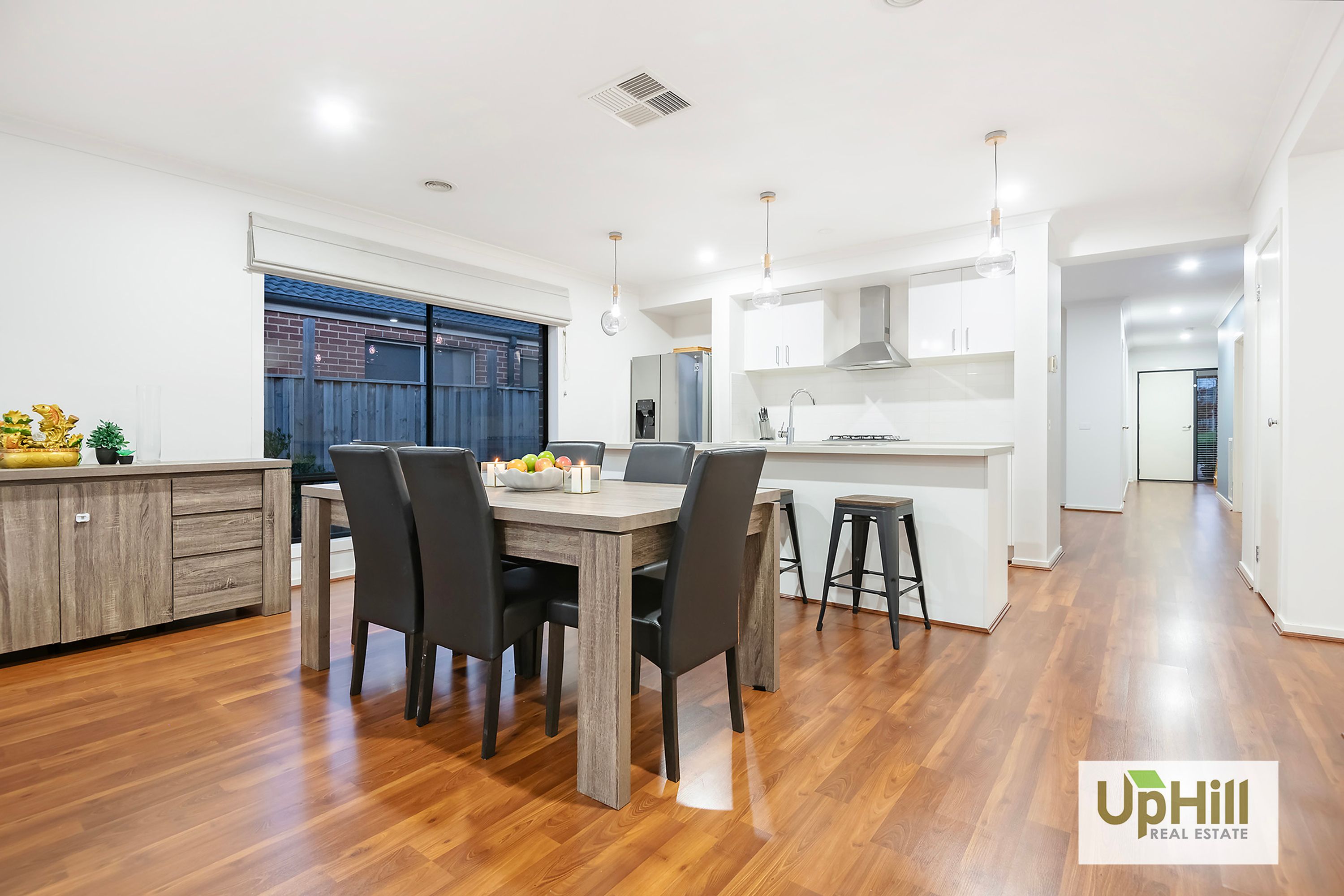 27 Parkgate Drive, Clyde North - Thumbnail 6