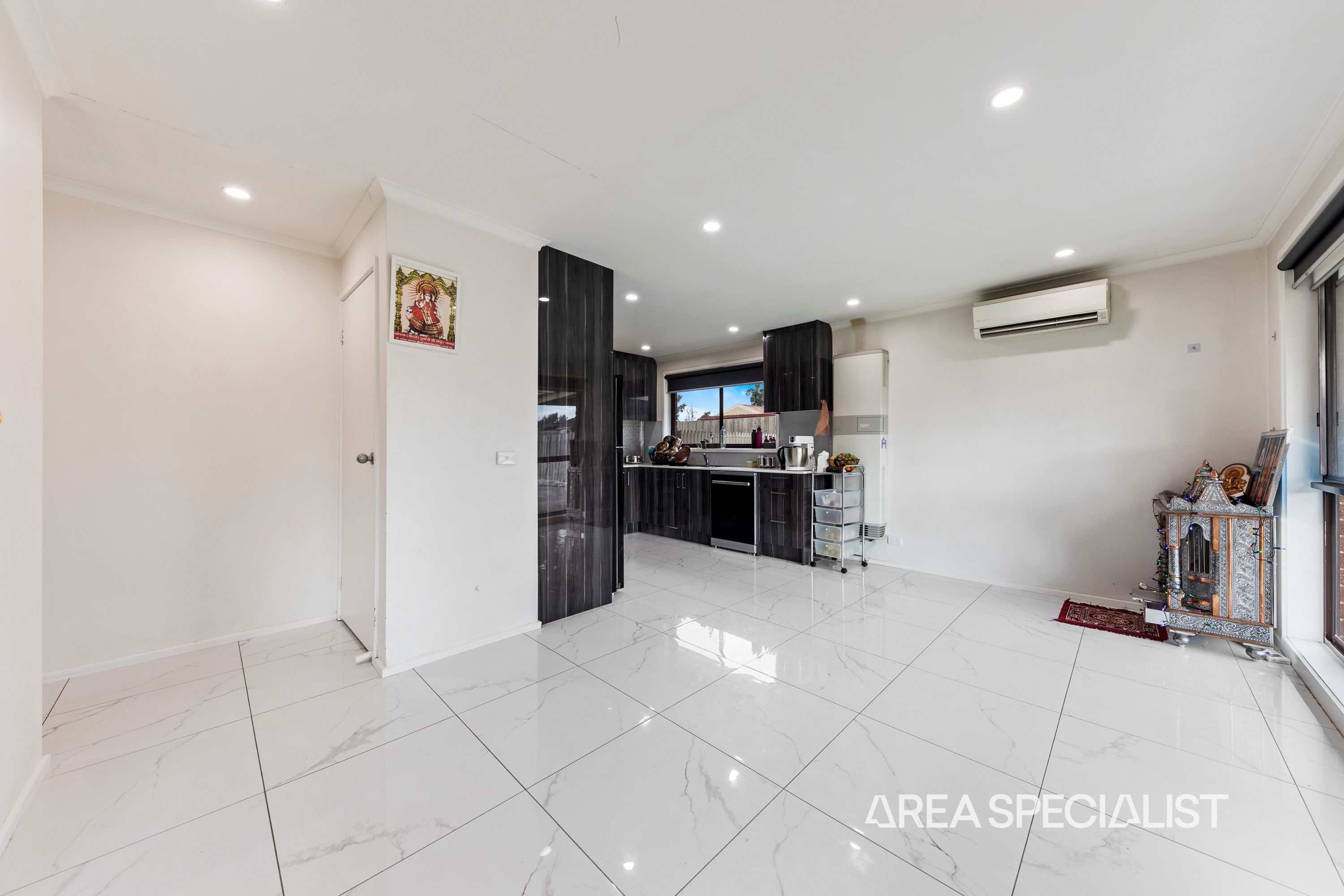 13 Bluegrass Crescent, Pakenham - Thumbnail 8