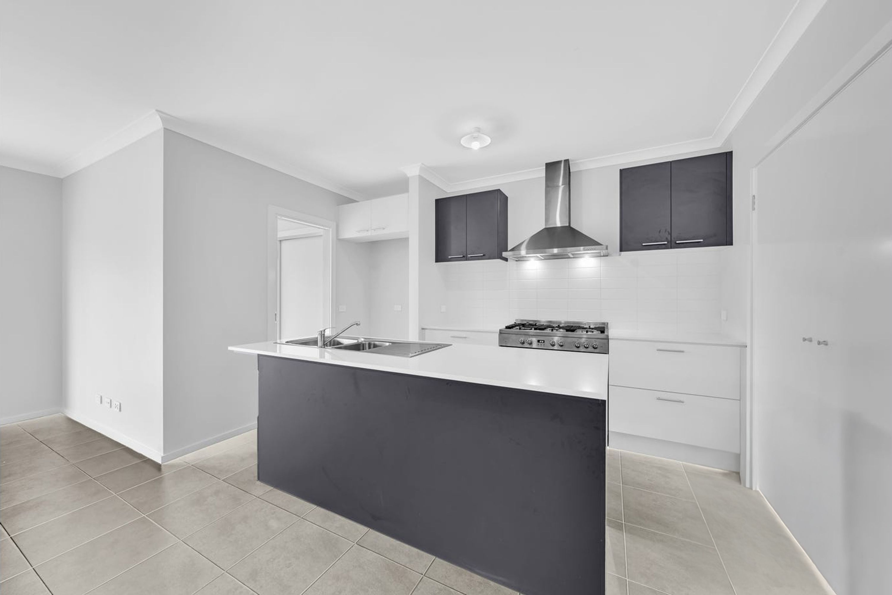 25 Foundation Avenue, Clyde - Thumbnail 4