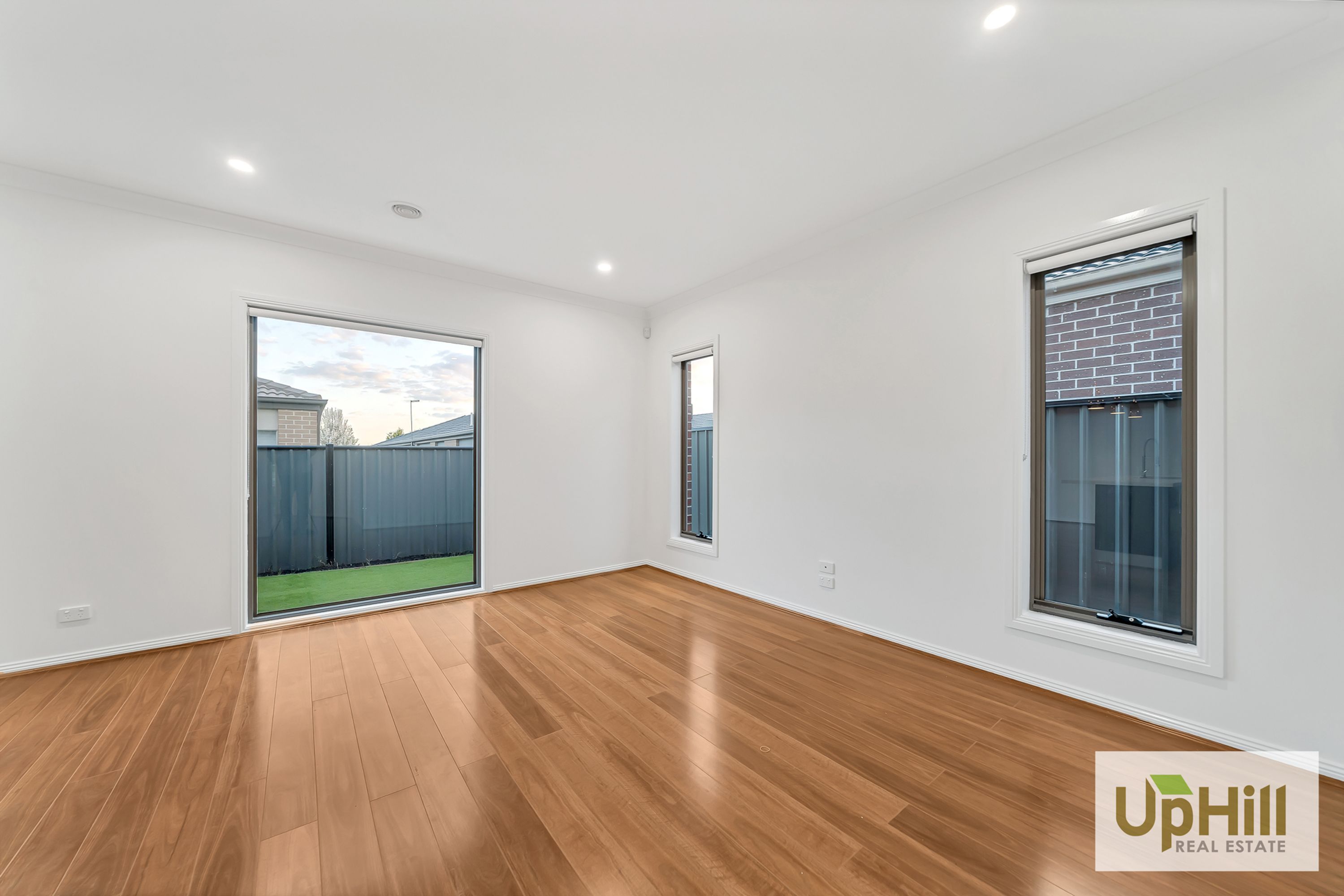 36 VENTASSO STREET, Clyde North - Thumbnail 5