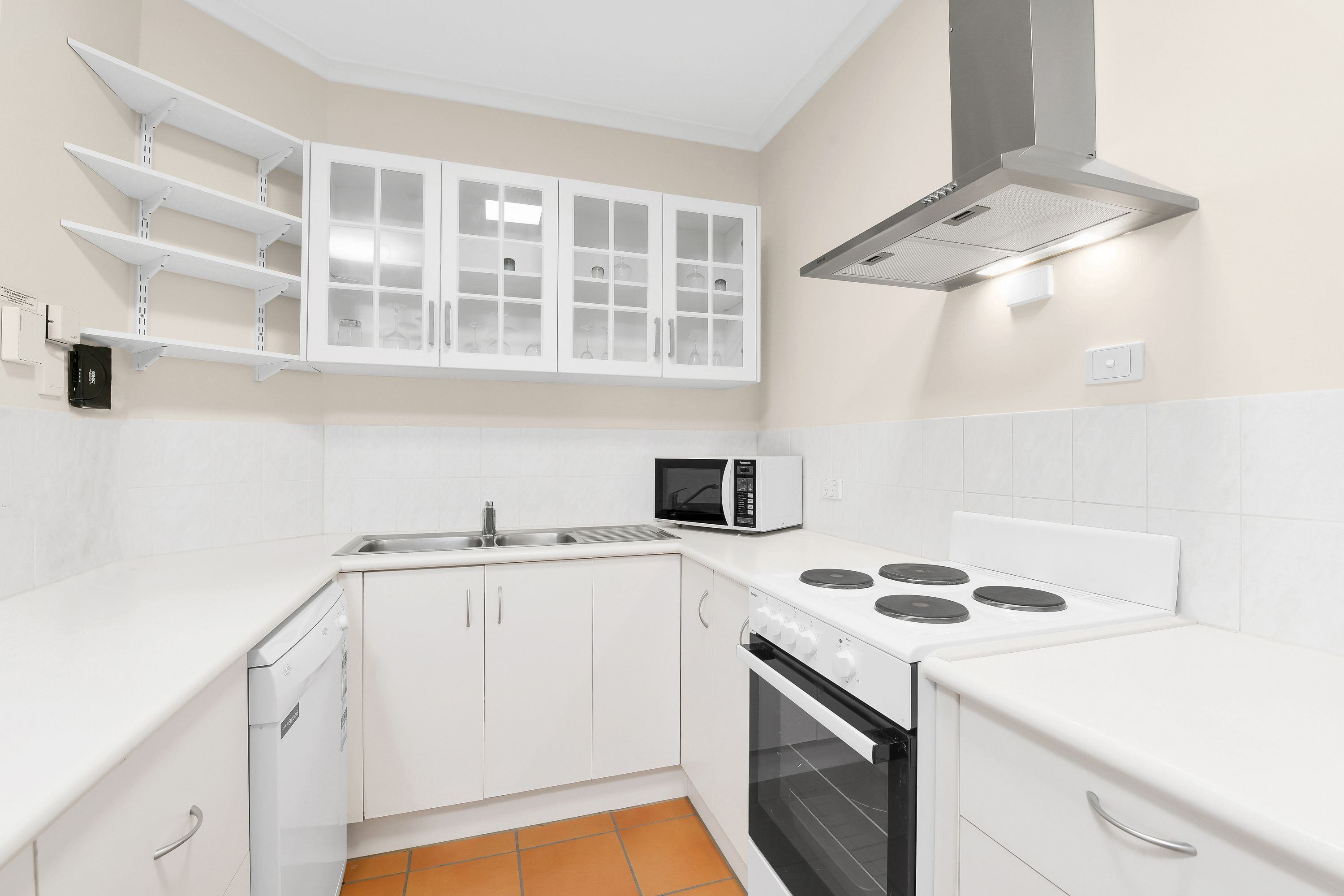 7/294-298 Sheridan Street, Cairns North - Thumbnail 4