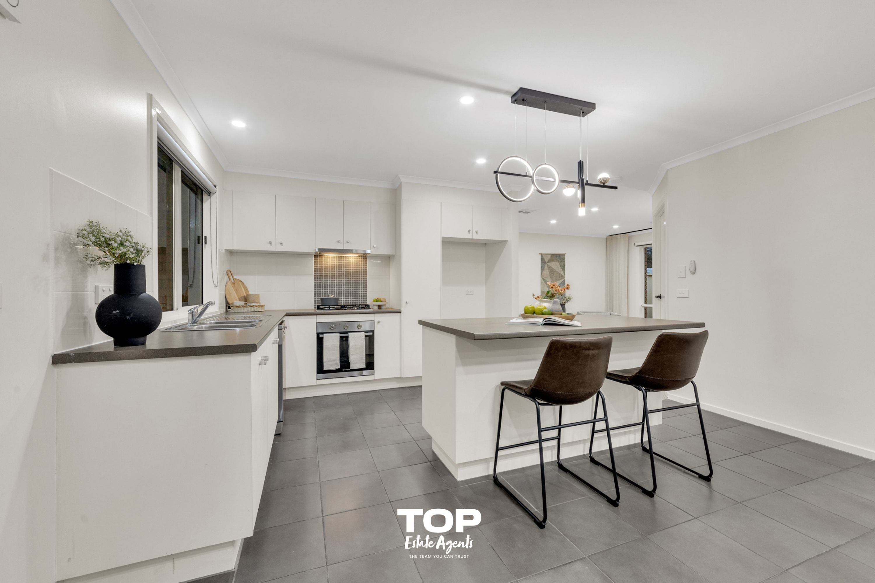 15 Sapphire Crescent, Pakenham - Thumbnail 8