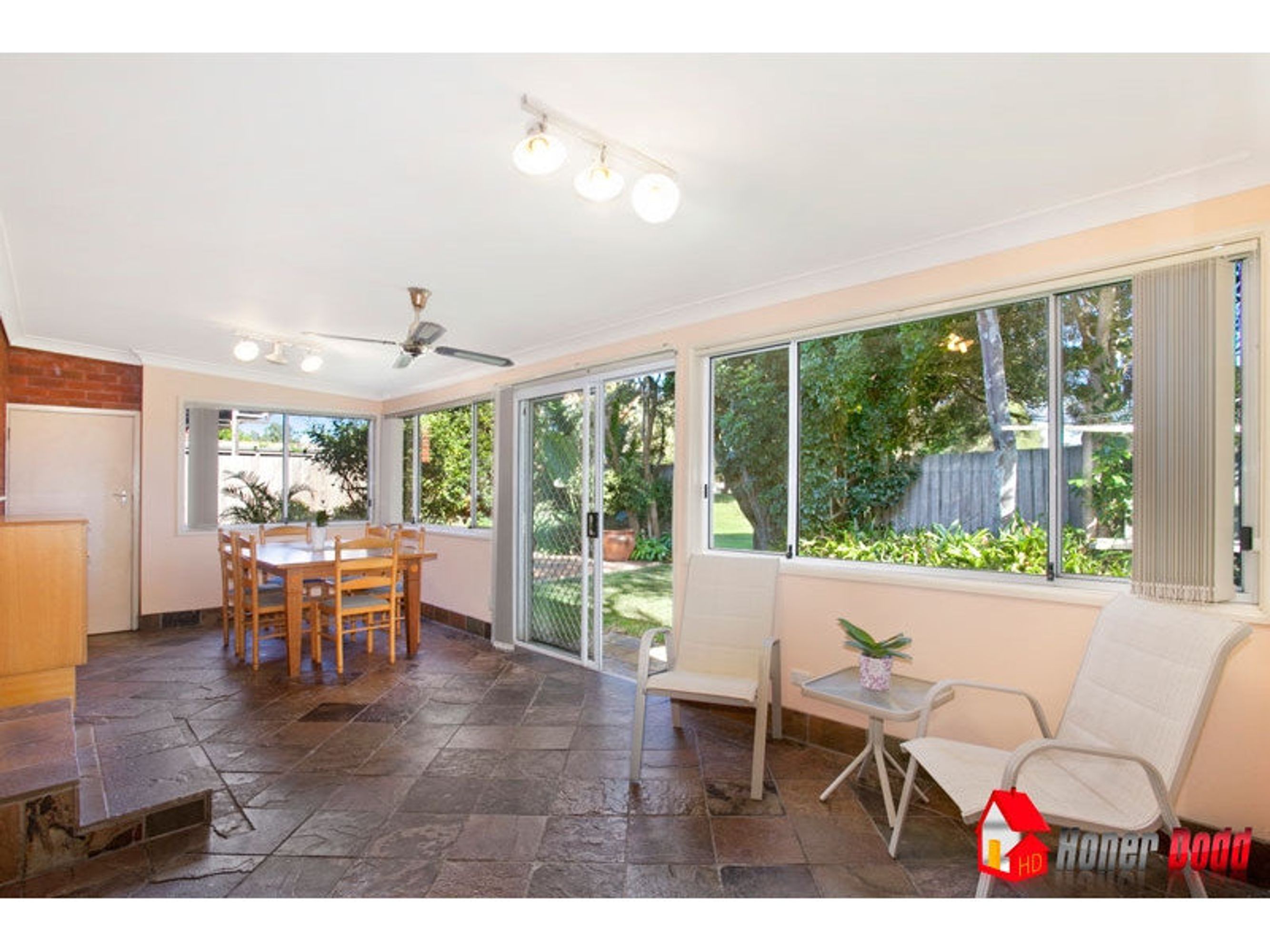 100 Francis Avenue, Brighton-Le-Sands, Brighton-Le-Sands - Thumbnail 3