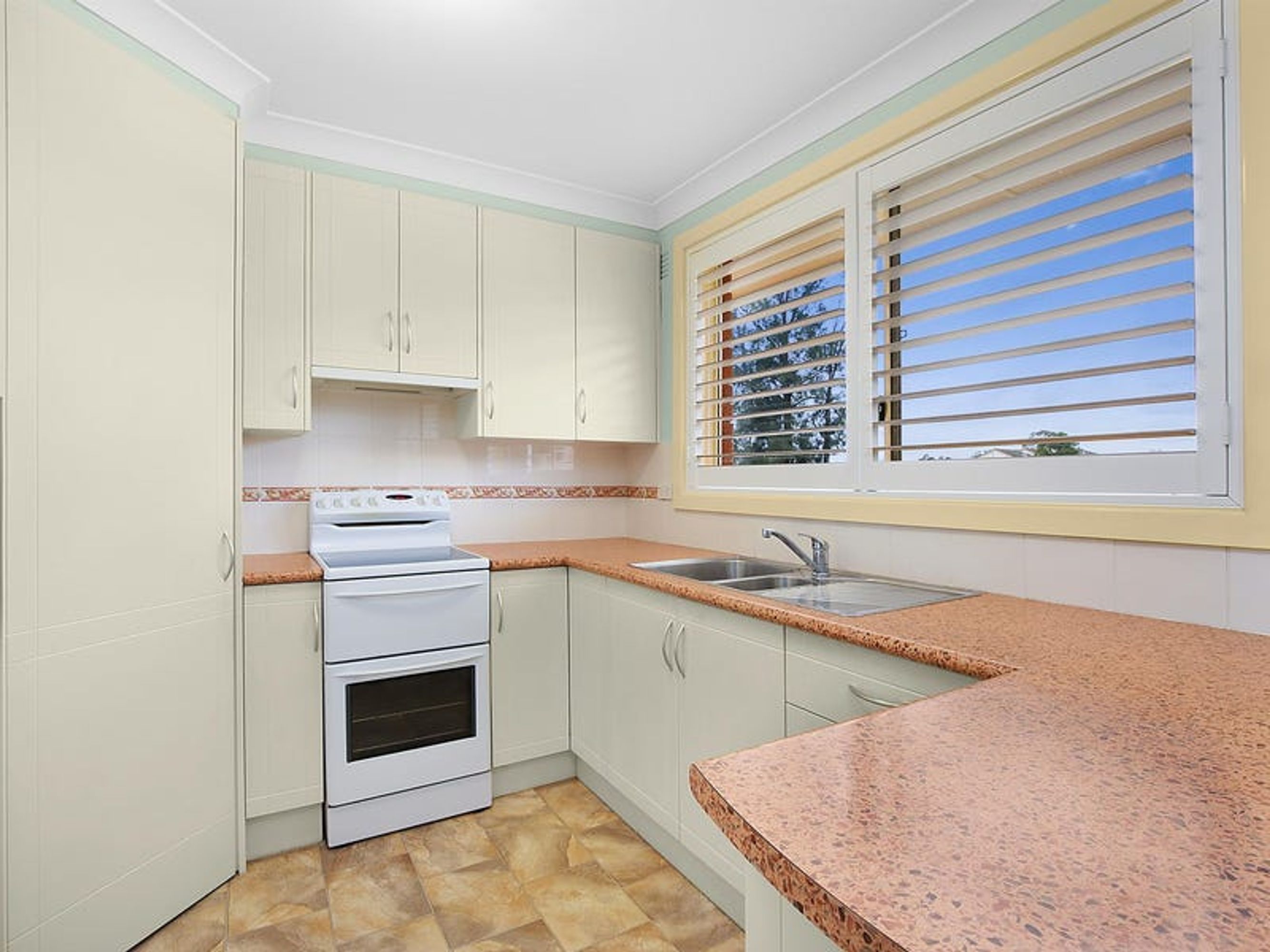 80 Hampden Road, South Wentworthville, South Wentworthville - Thumbnail 4