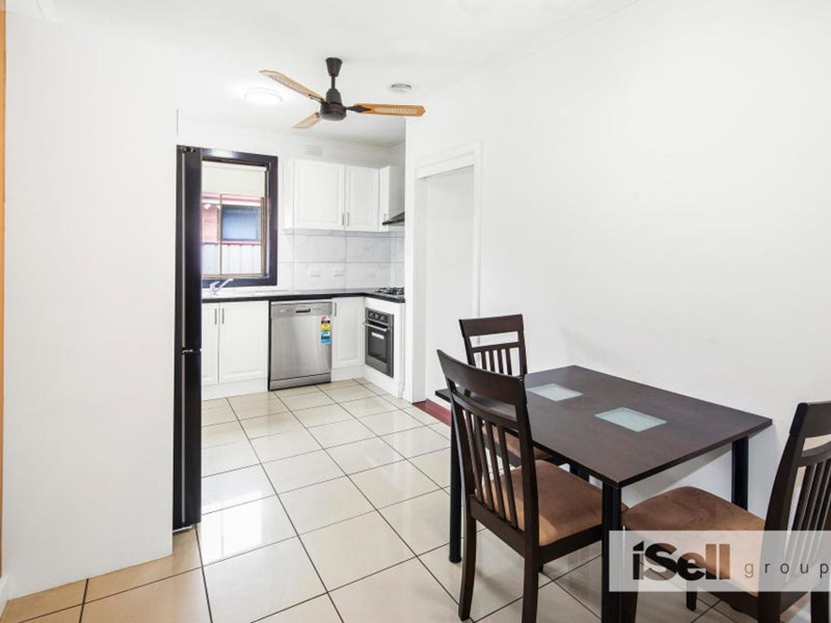 34 Metylene Avenue, Springvale - Thumbnail 4