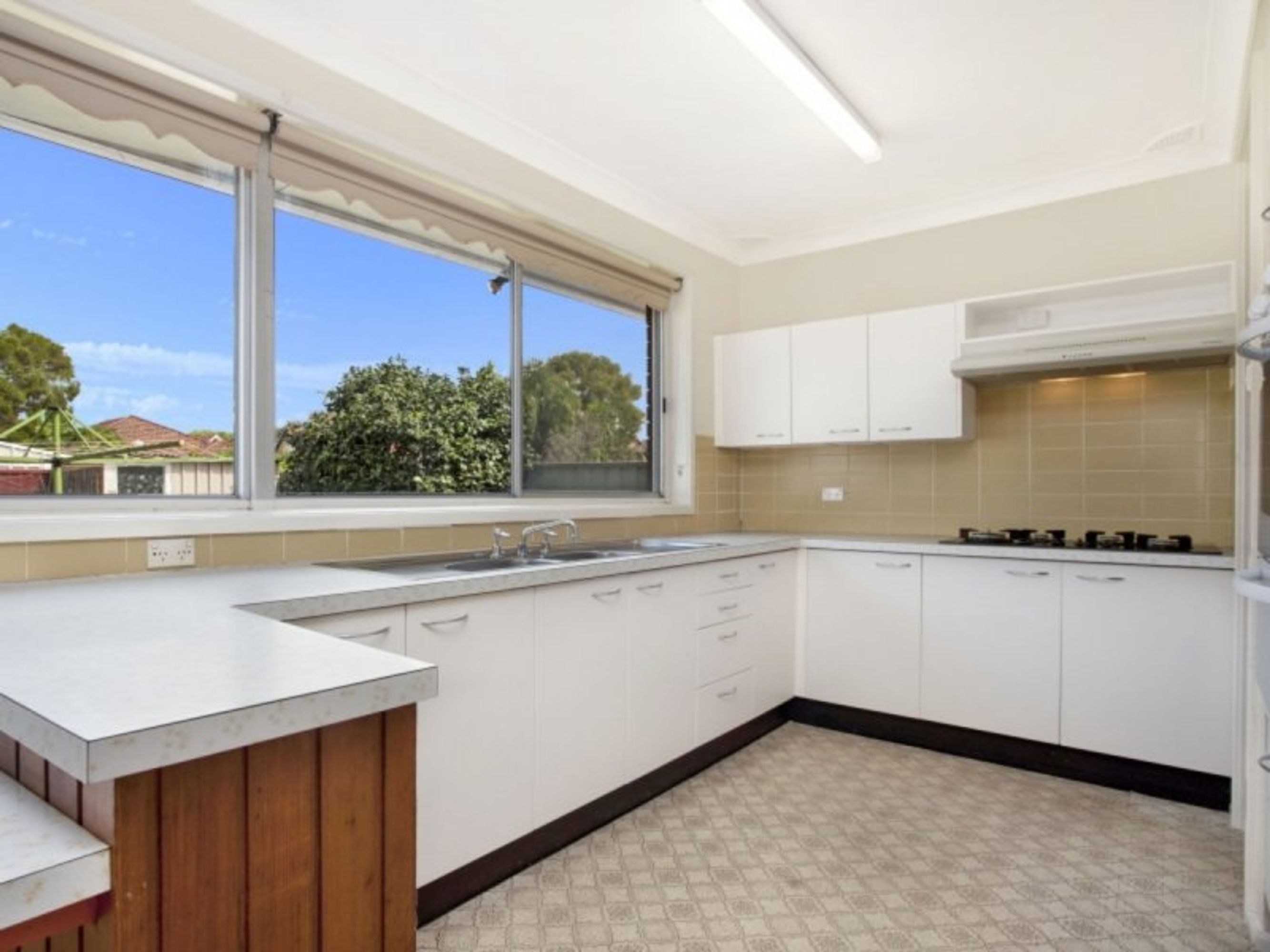 2A Torwood Street, Sans Souci, NSW 2219, Sans Souci - Thumbnail 2