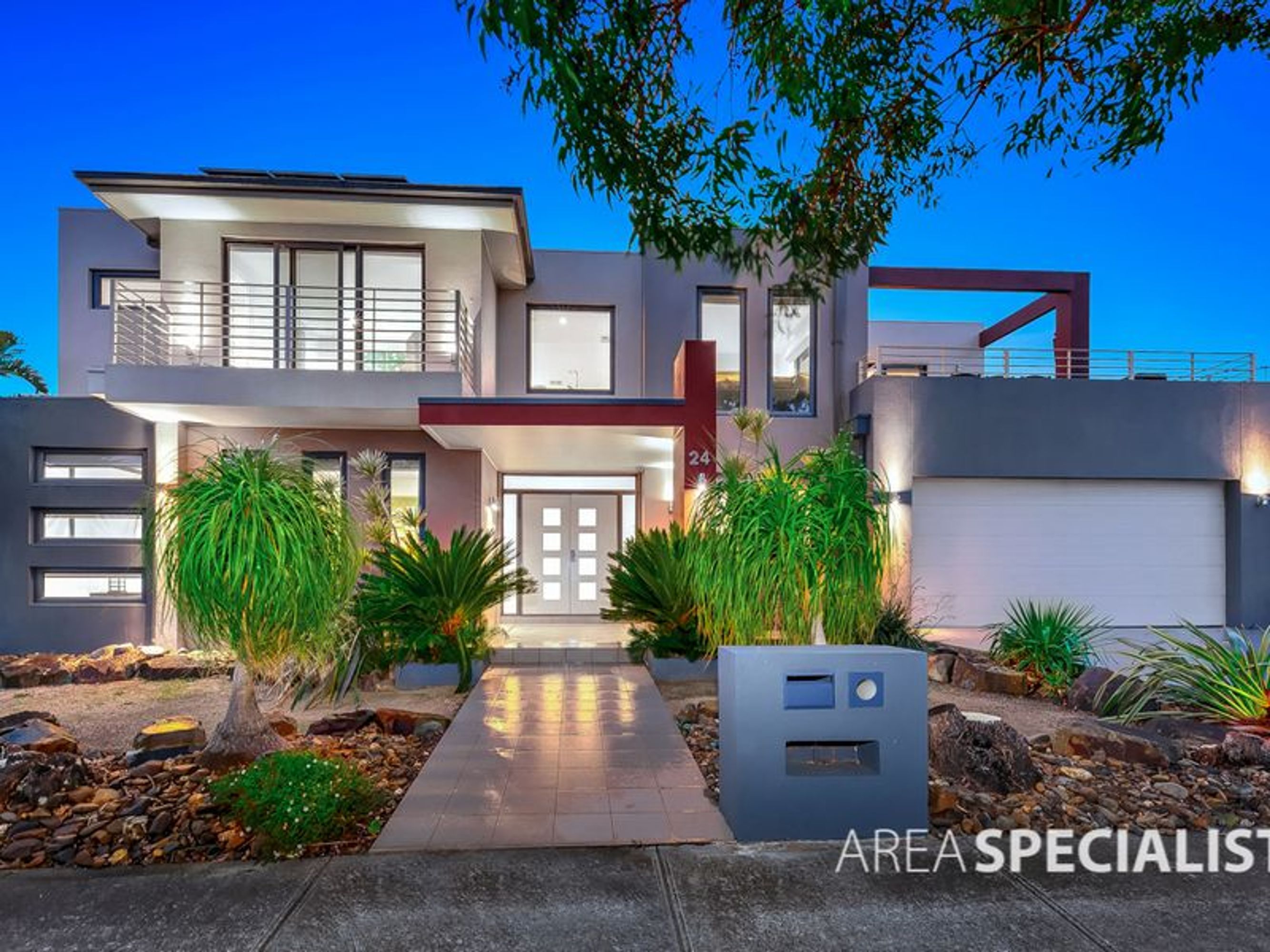 24 Brookglen Boulevard, Cairnlea VIC 3023, Cairnlea - Thumbnail 2