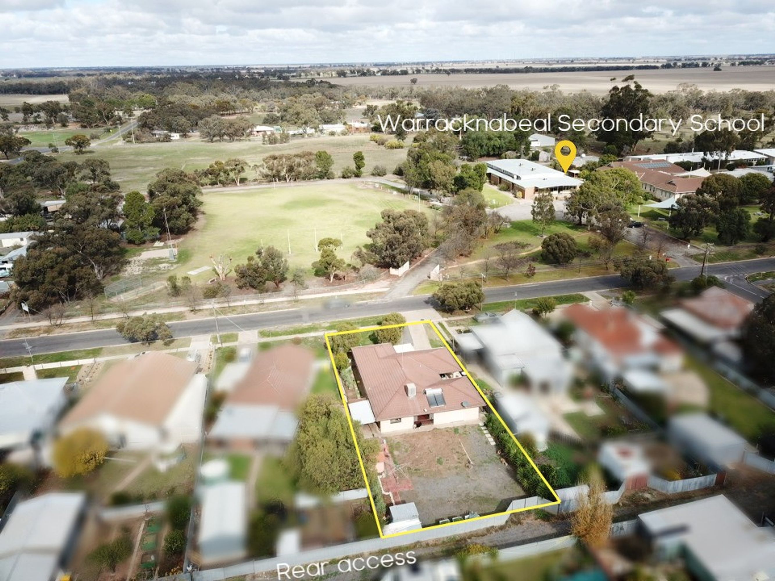 30 Tregear Street, Warracknabeal VIC 3393, Warracknabeal - Thumbnail 2