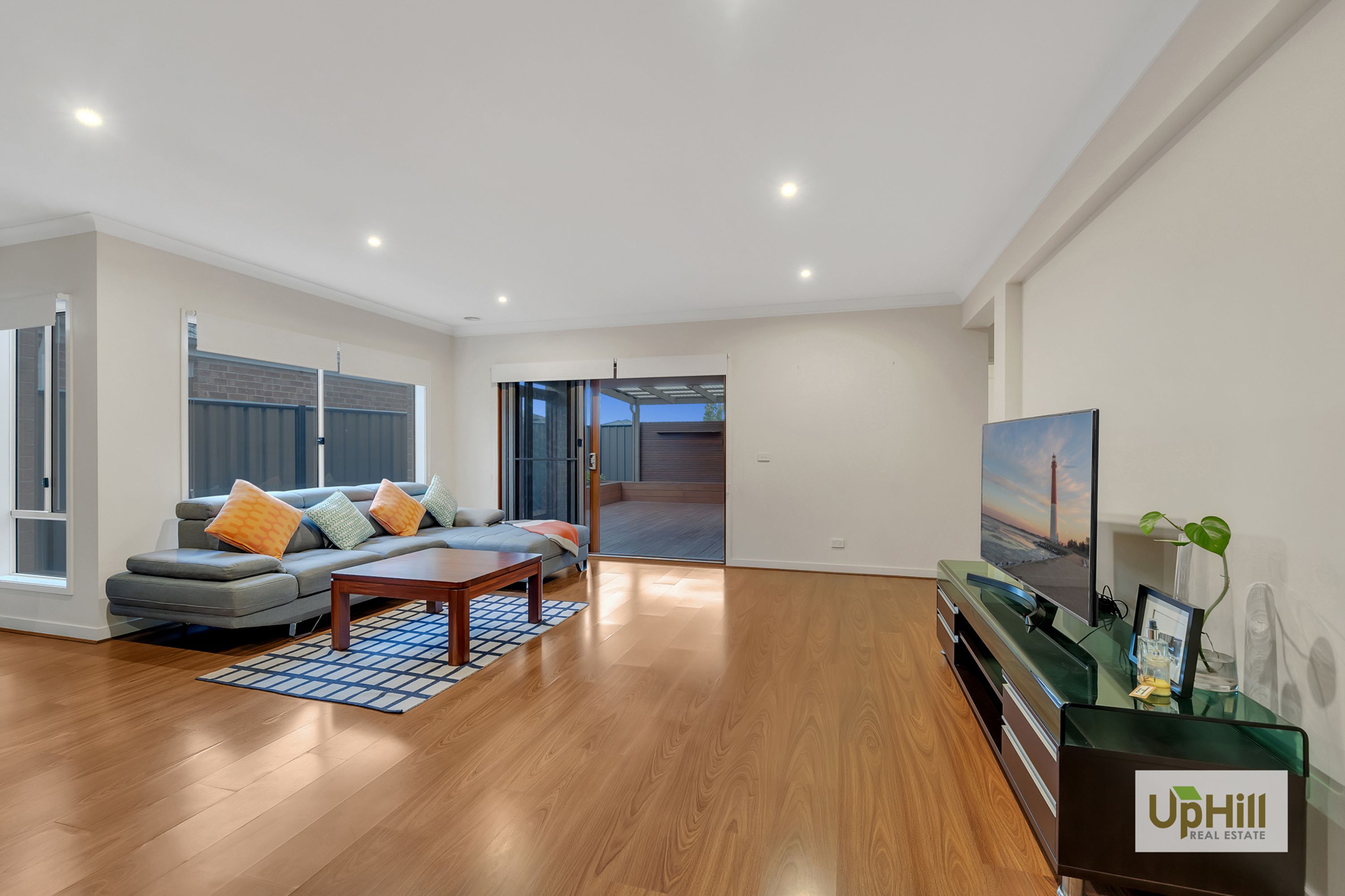 31 FALABELA ROAD, Clyde North - Thumbnail 8