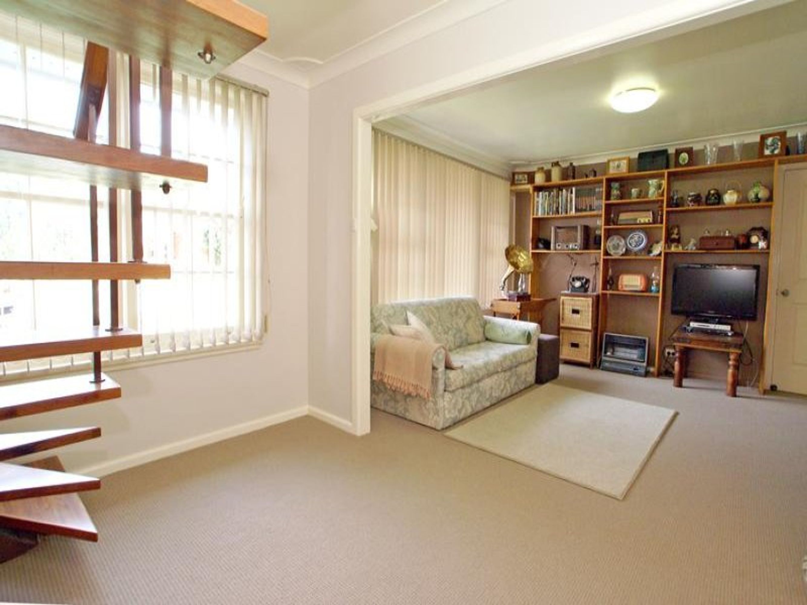 115 Garnet Rd, Gymea, Sylvania - Thumbnail 5