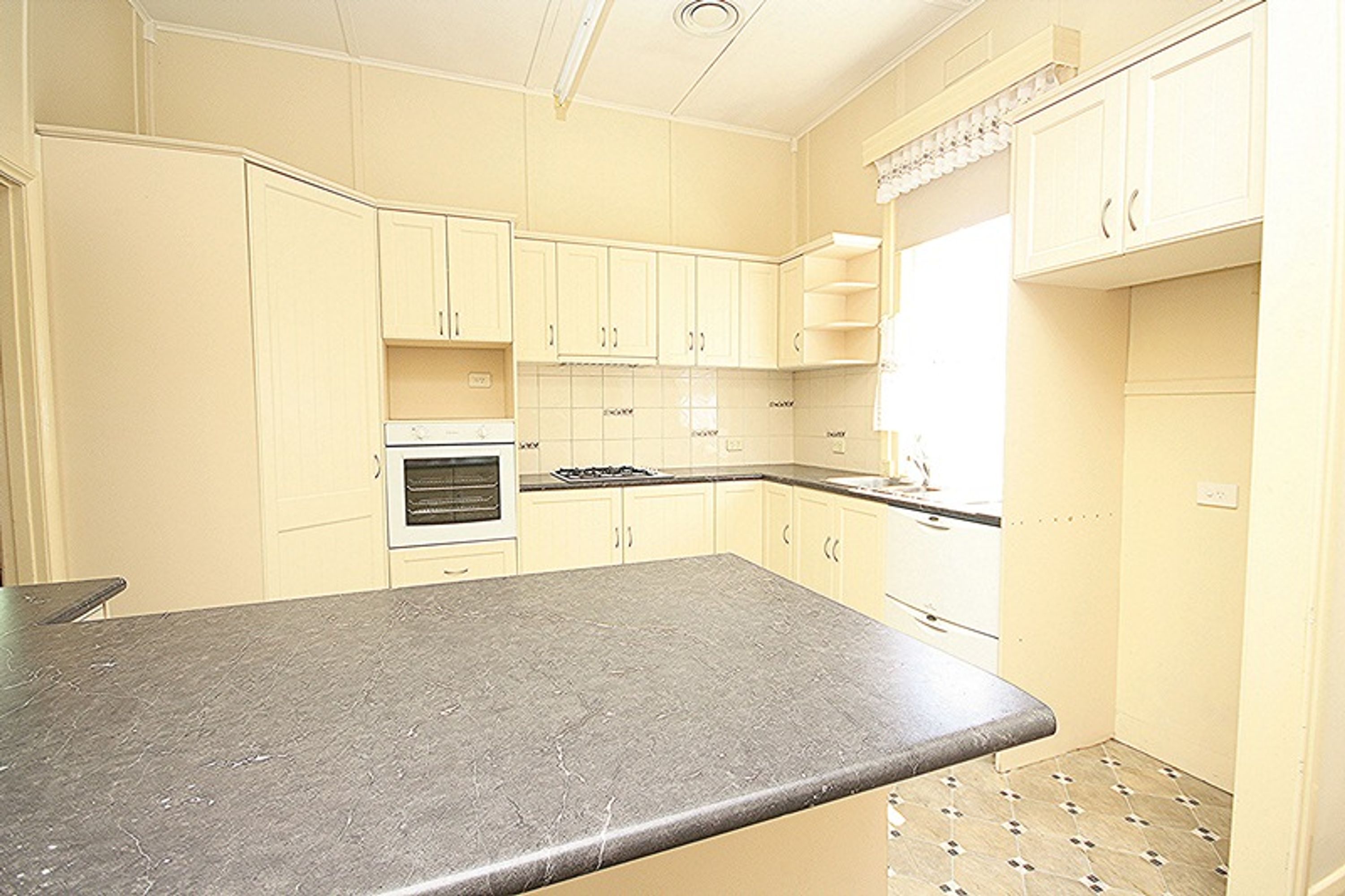 6 Gleed Street, Horsham VIC 3400, Horsham - Thumbnail 3