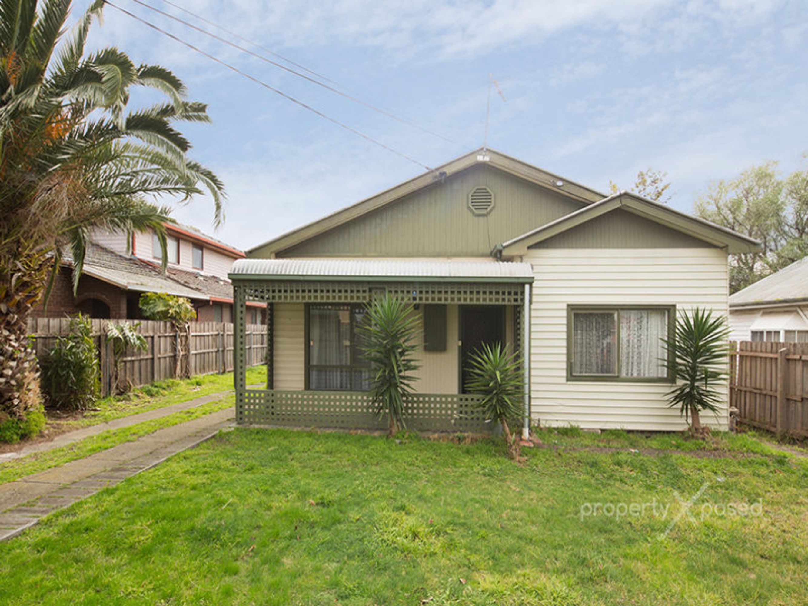 5 Lascelles Street