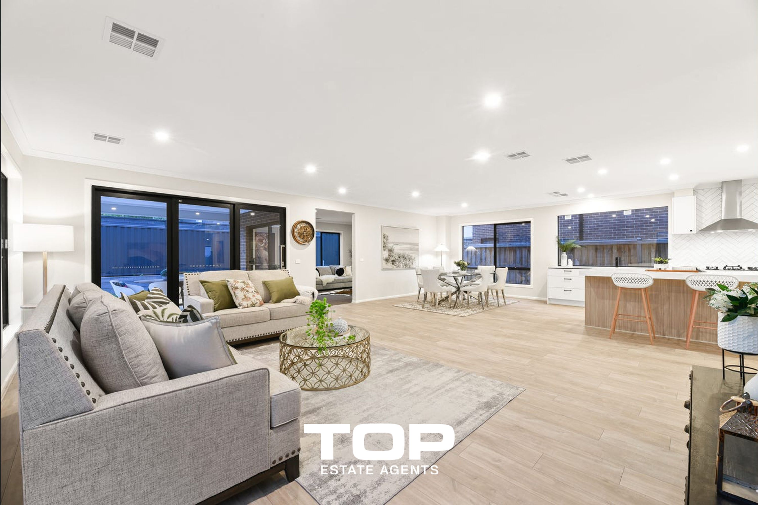 49 Twynam Road, Clyde North - Thumbnail 8