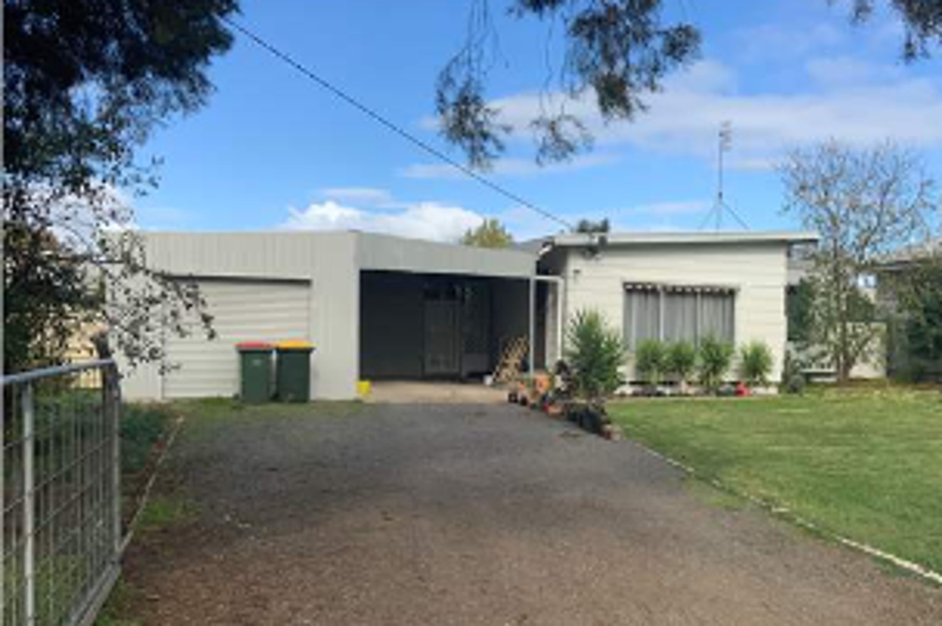6 Mary Street, Horsham VIC 3400