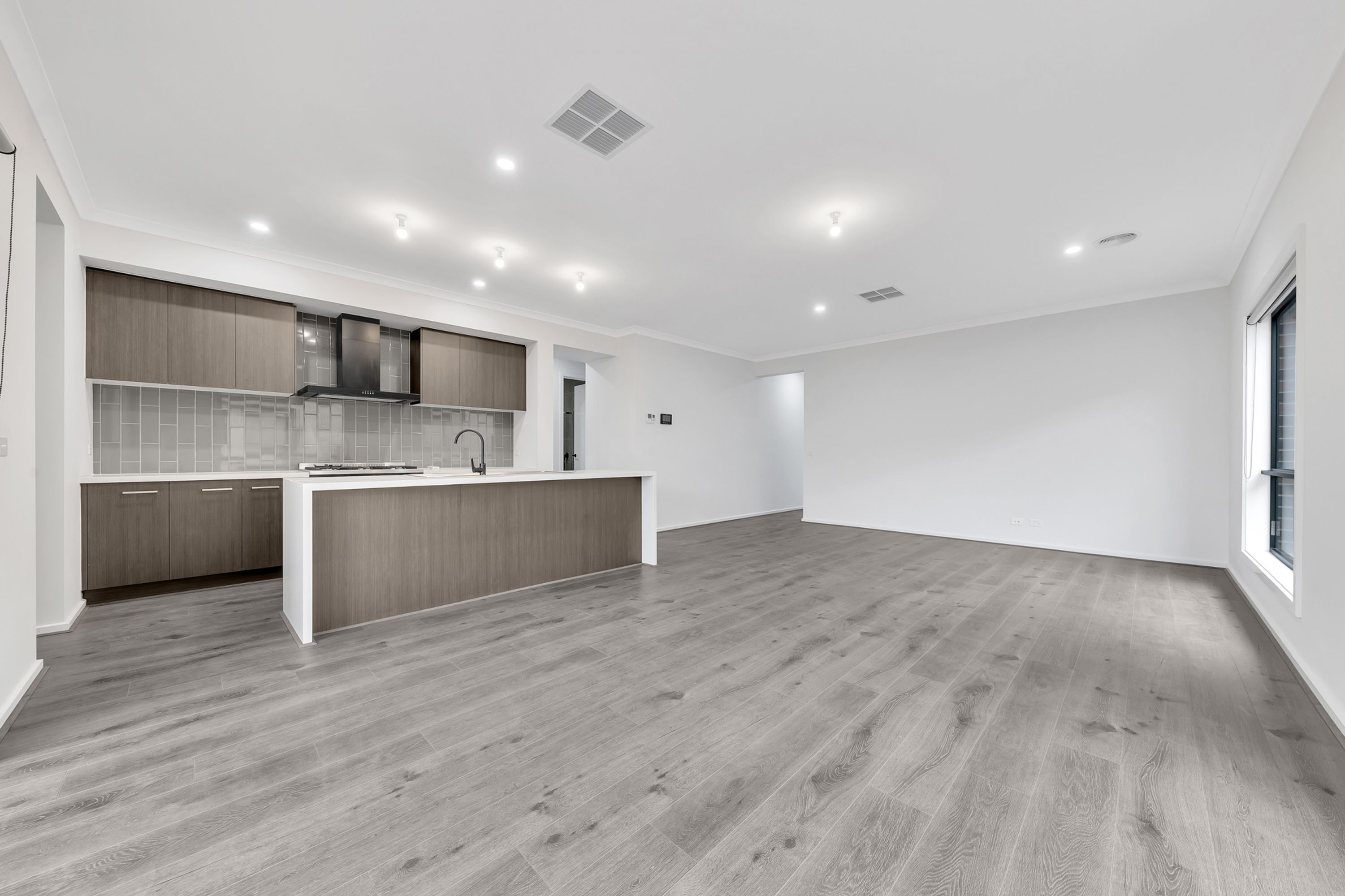 489 Hogans Road, Tarneit, Tarneit - Thumbnail 2