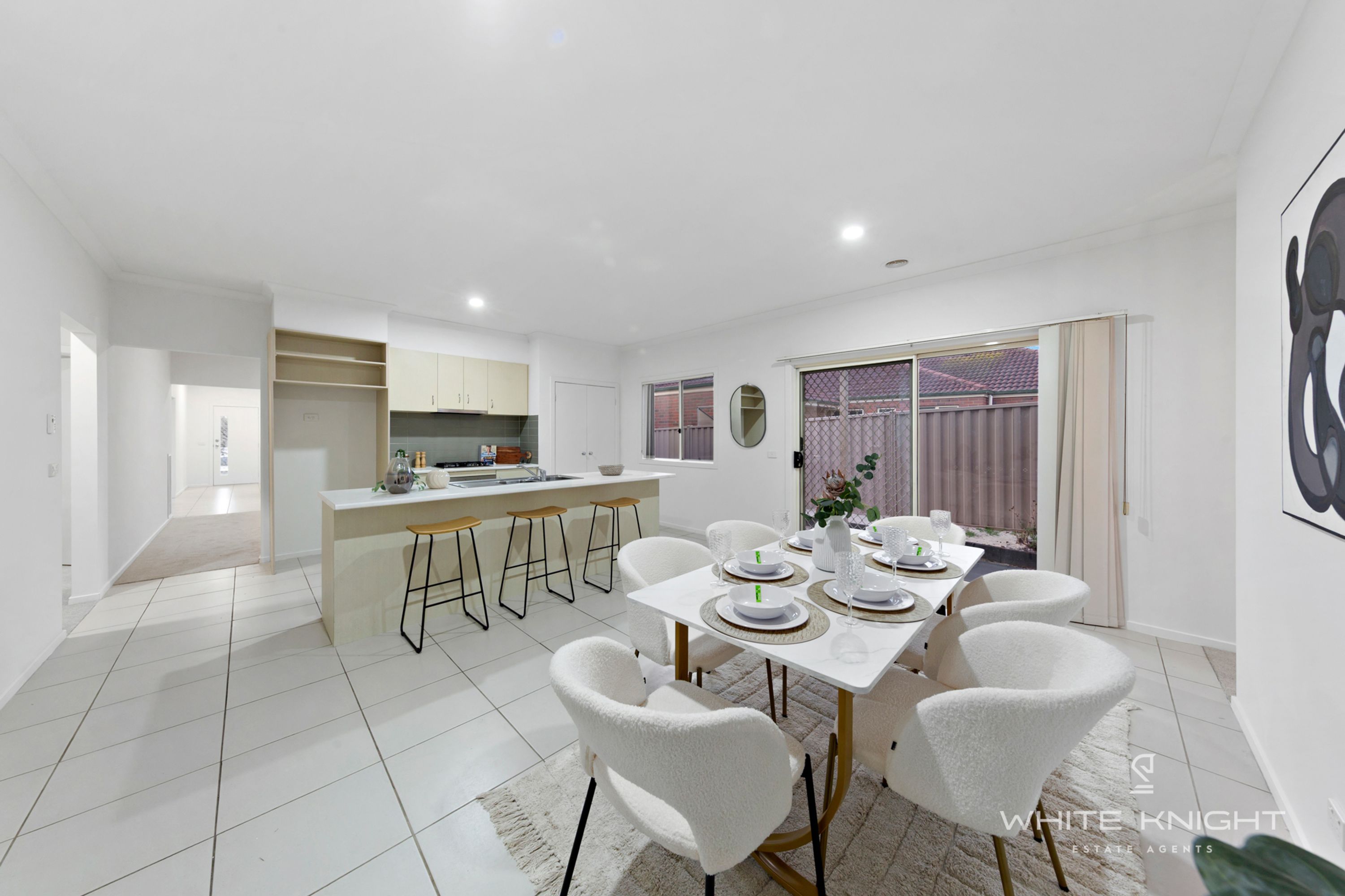 24 Glen Drouitt Drive, Caroline Springs VIC 3023, Caroline Springs - Thumbnail 5