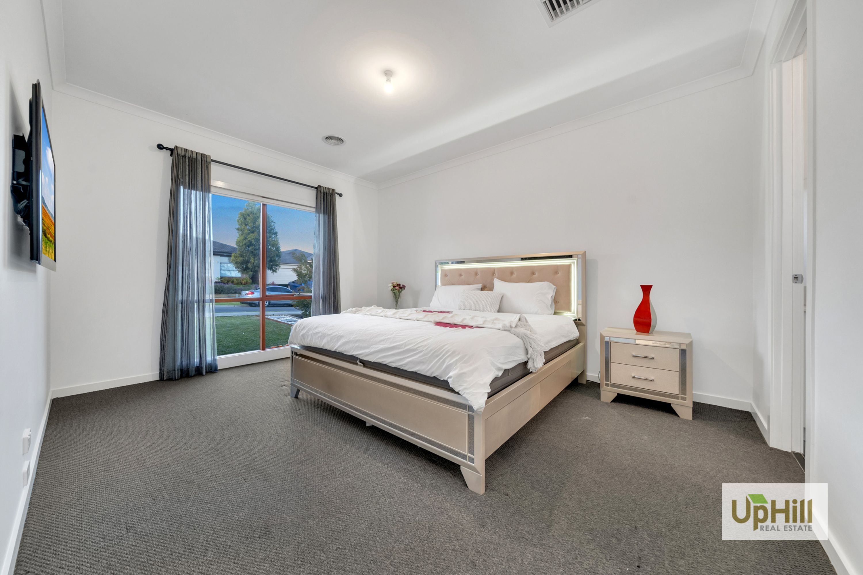 17 Nixon Drive, Berwick - Thumbnail 2