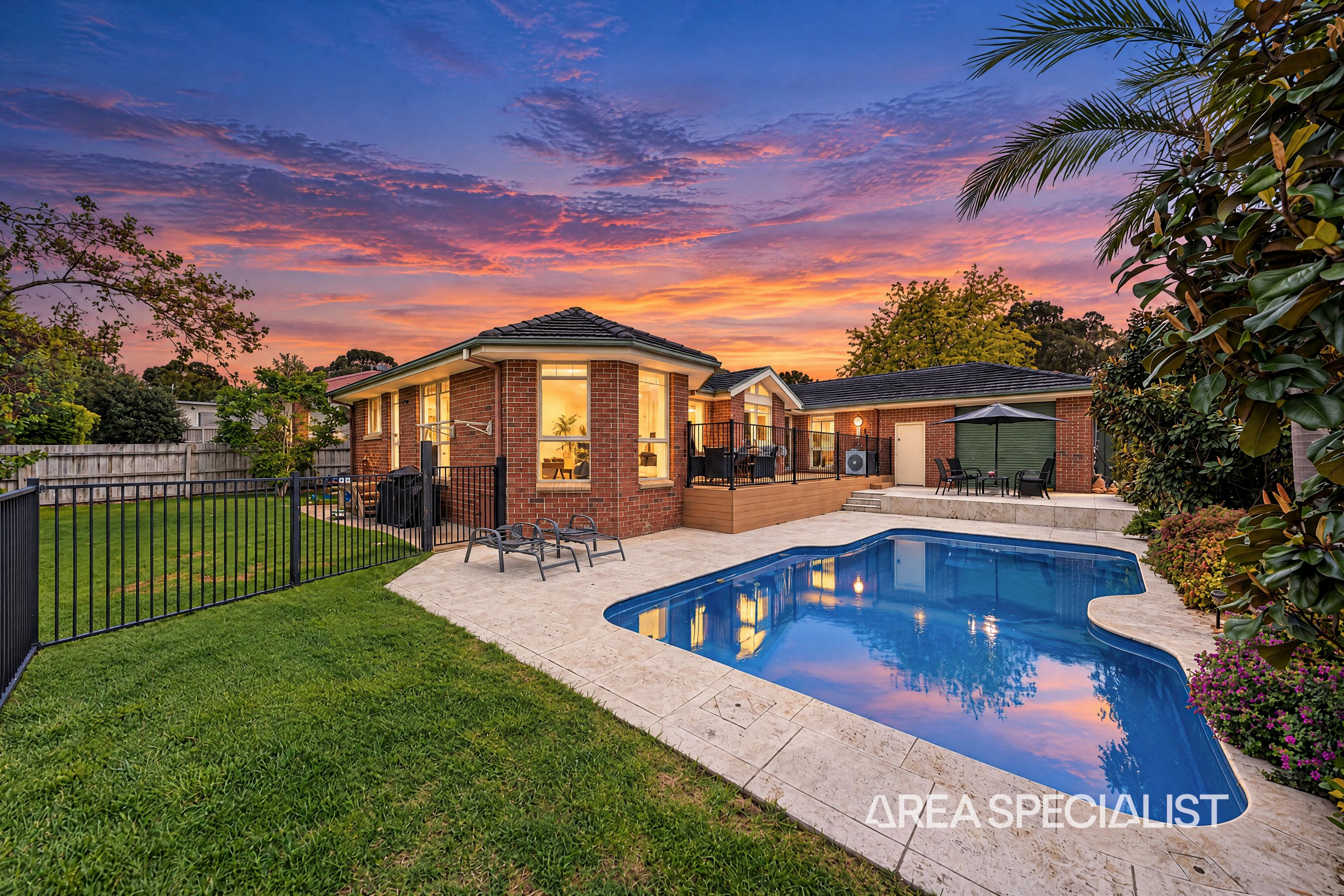 7 Innes Court, Berwick - Image 1