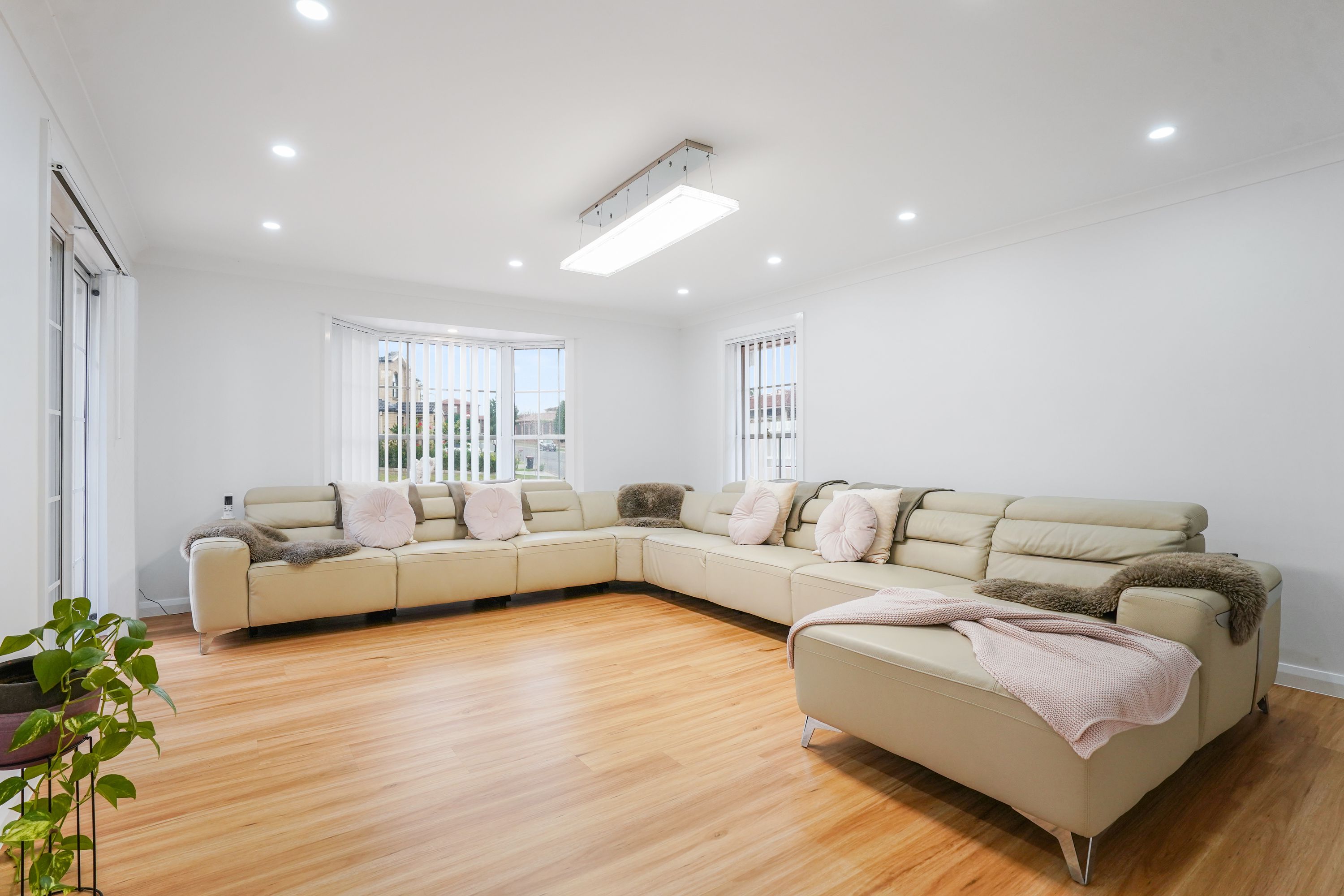 50 Flinders Crescent, Hinchinbrook - Thumbnail 4