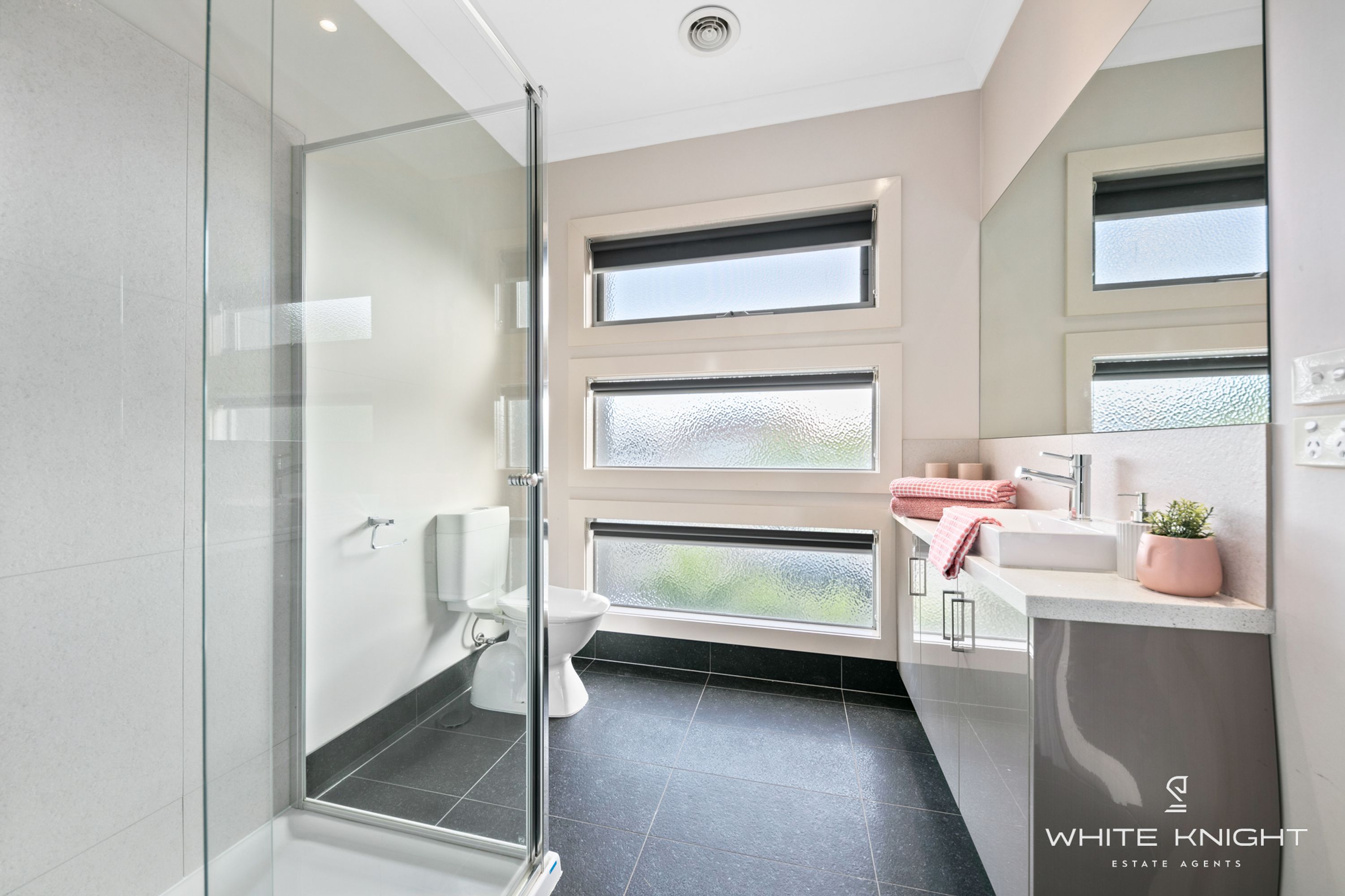 23 The Esplanade, Caroline Springs VIC 3023, Caroline Springs - Thumbnail 6
