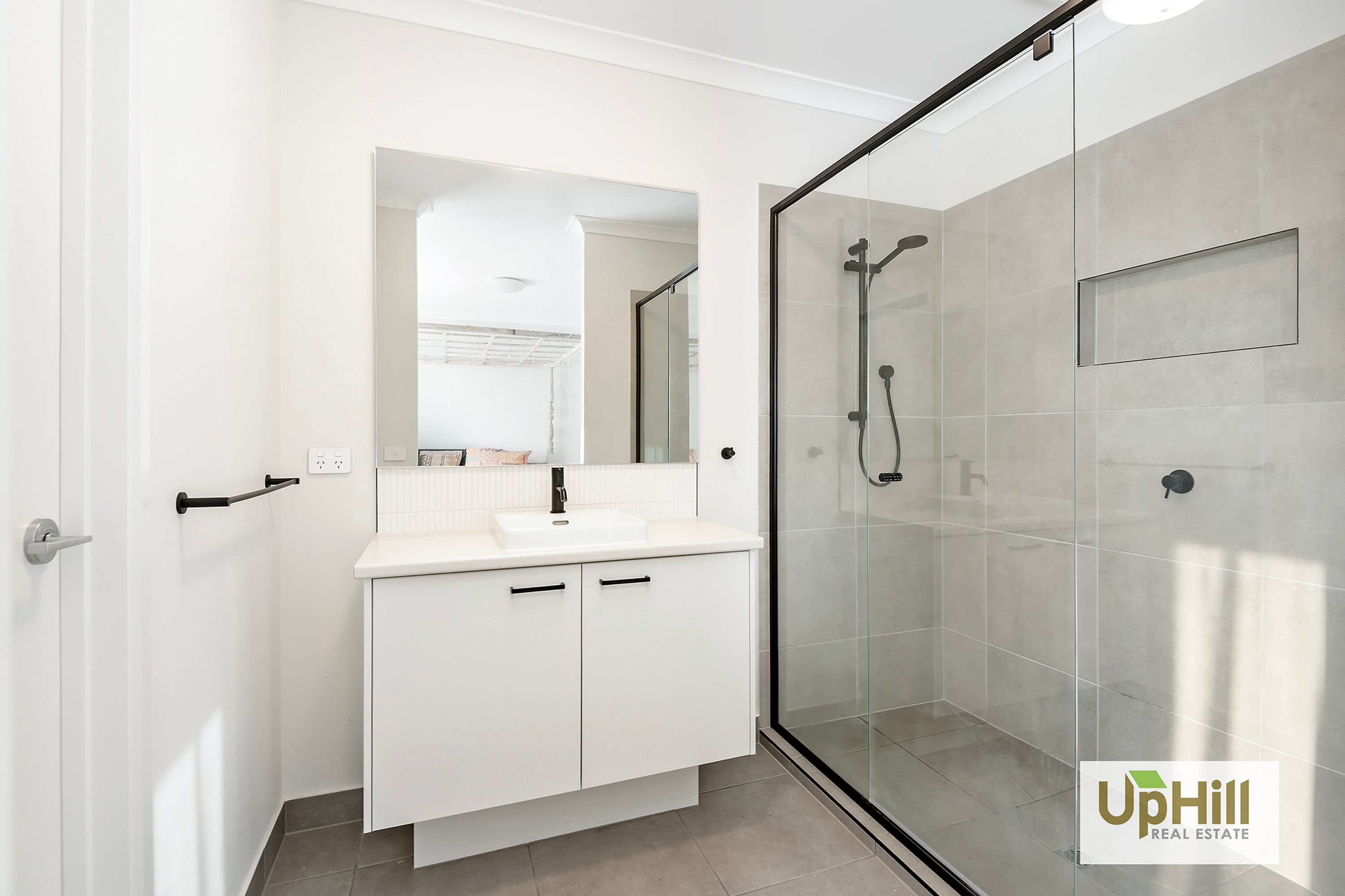 79 Athenaeum Avenue, Clyde North - Thumbnail 4