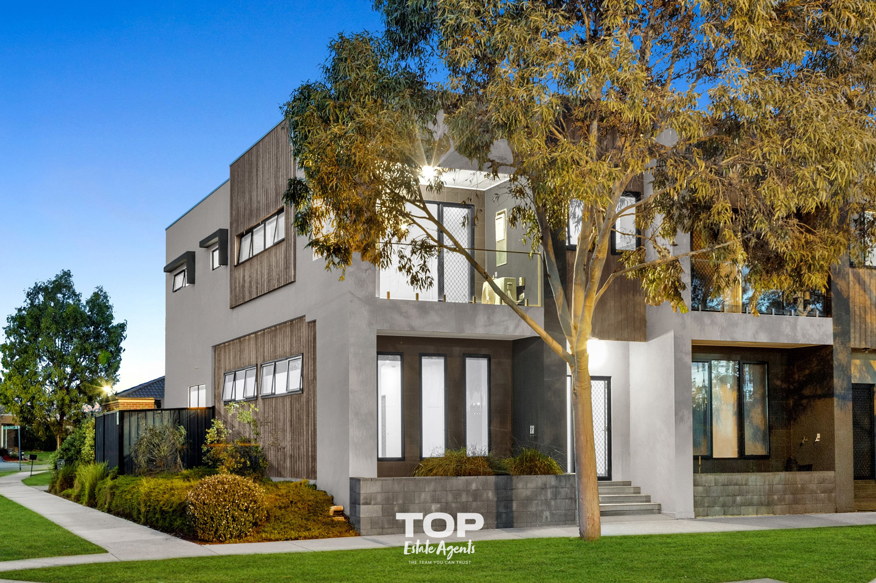 78 Heather Grove, Clyde North - Thumbnail 2