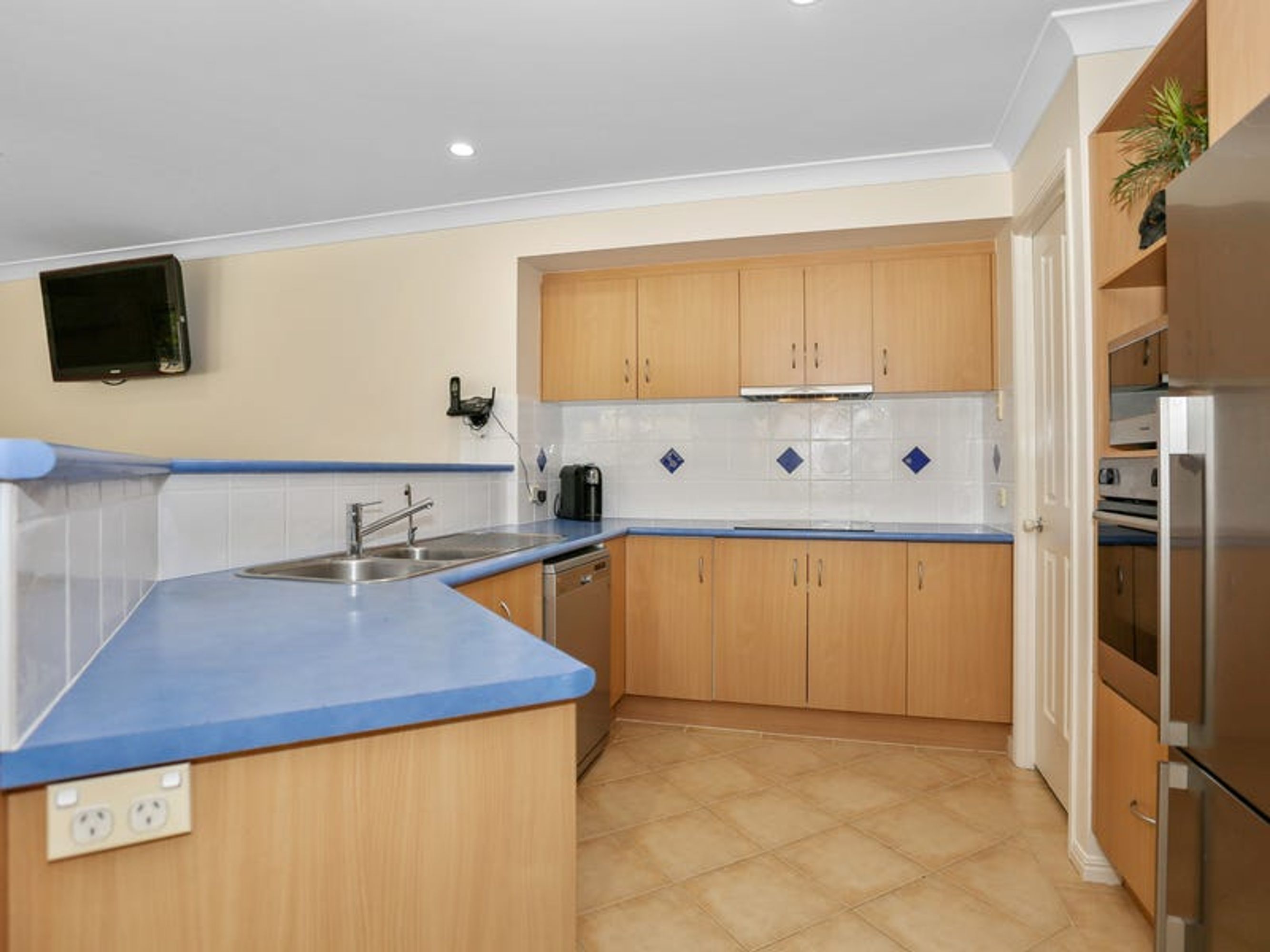 46 Colonial Drive, Gulmarrad - Thumbnail 6