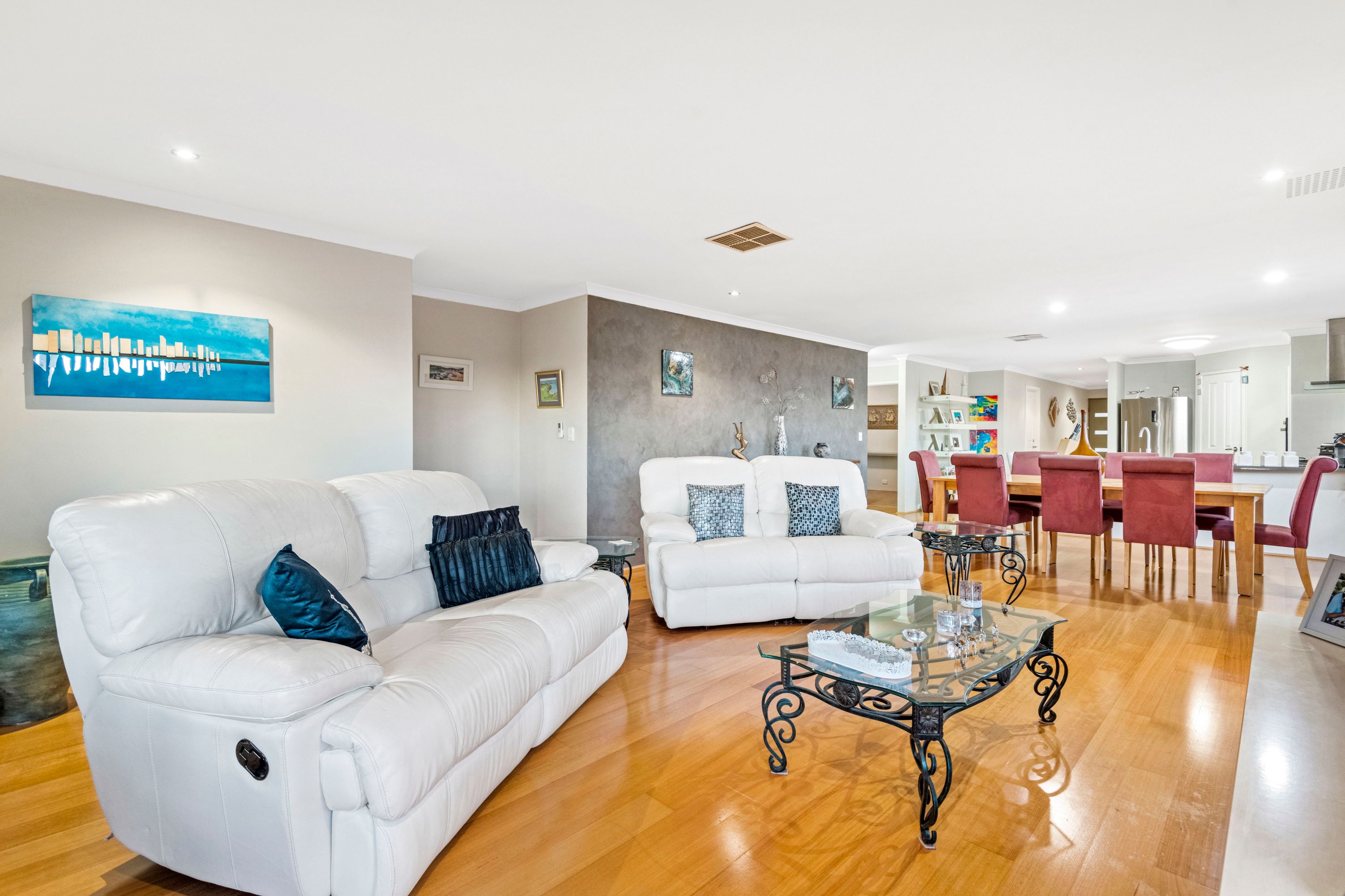 37 Las Ramblas Circle, Clarkson - Thumbnail 8