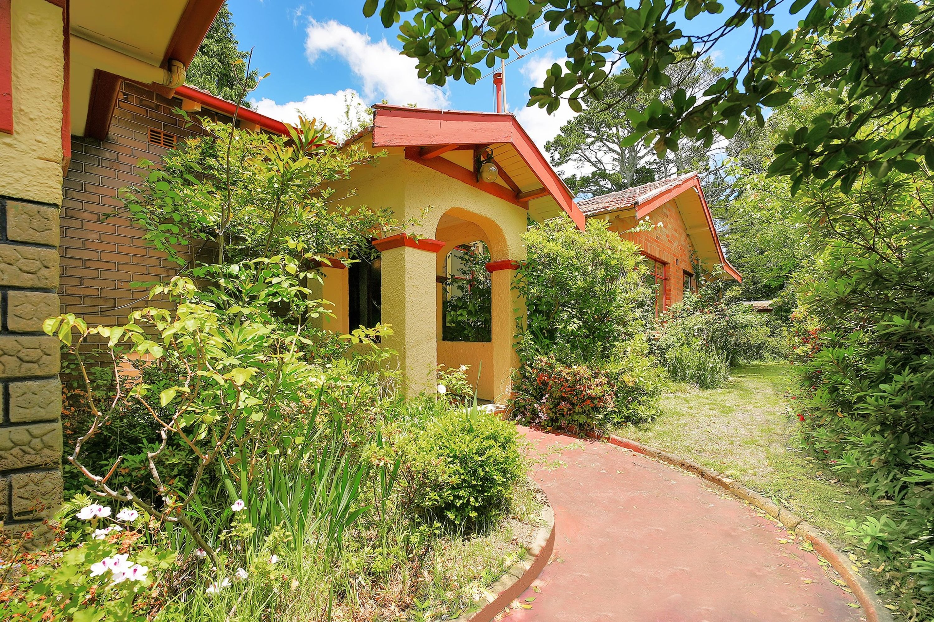 25 Ada Street, Katoomba - Thumbnail 2