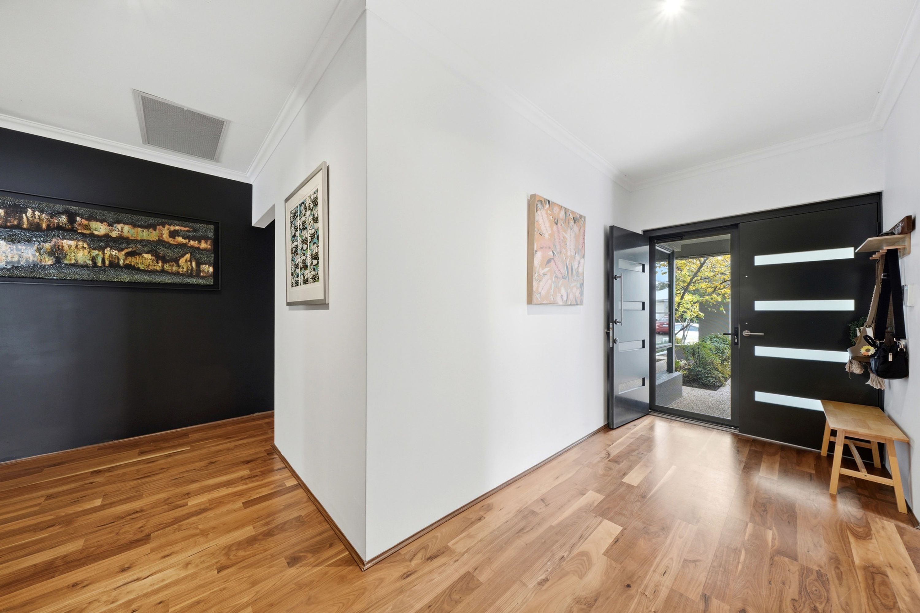 7 Johansen Road, Byford, Byford - Thumbnail 3