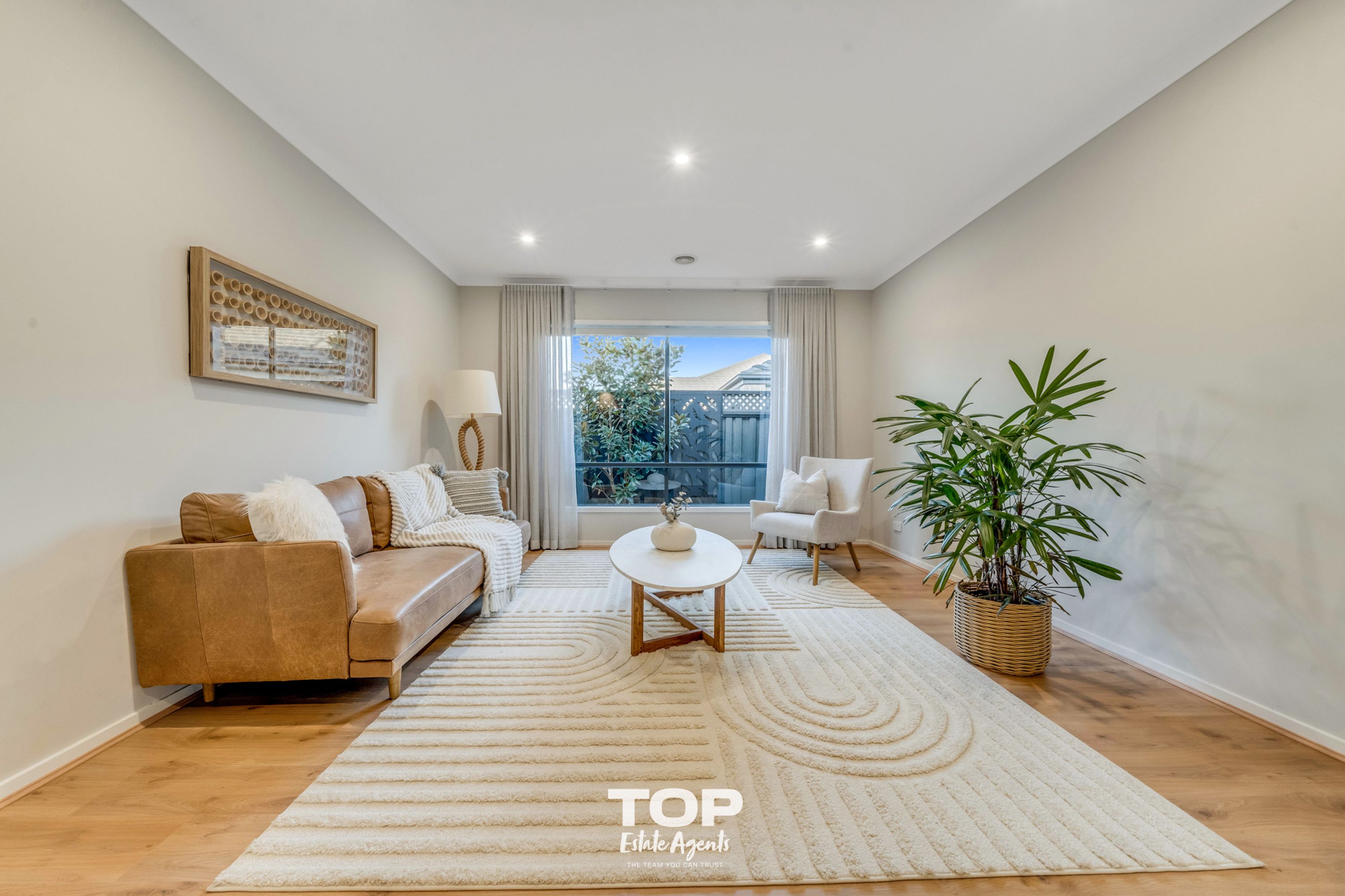 21 Marblelight Way, Clyde North - Thumbnail 7