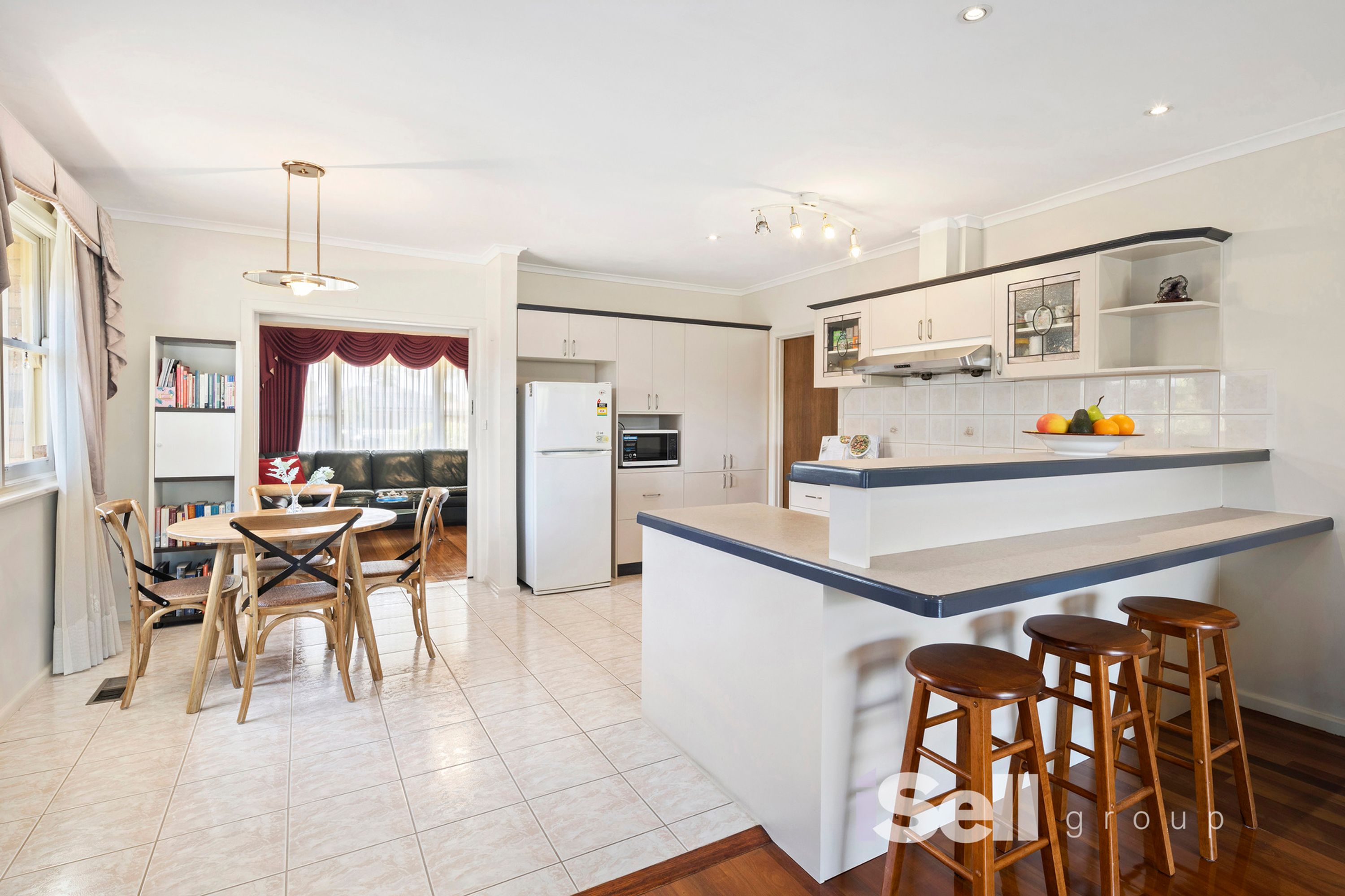 19 St Leonards Close, Noble Park - Thumbnail 4