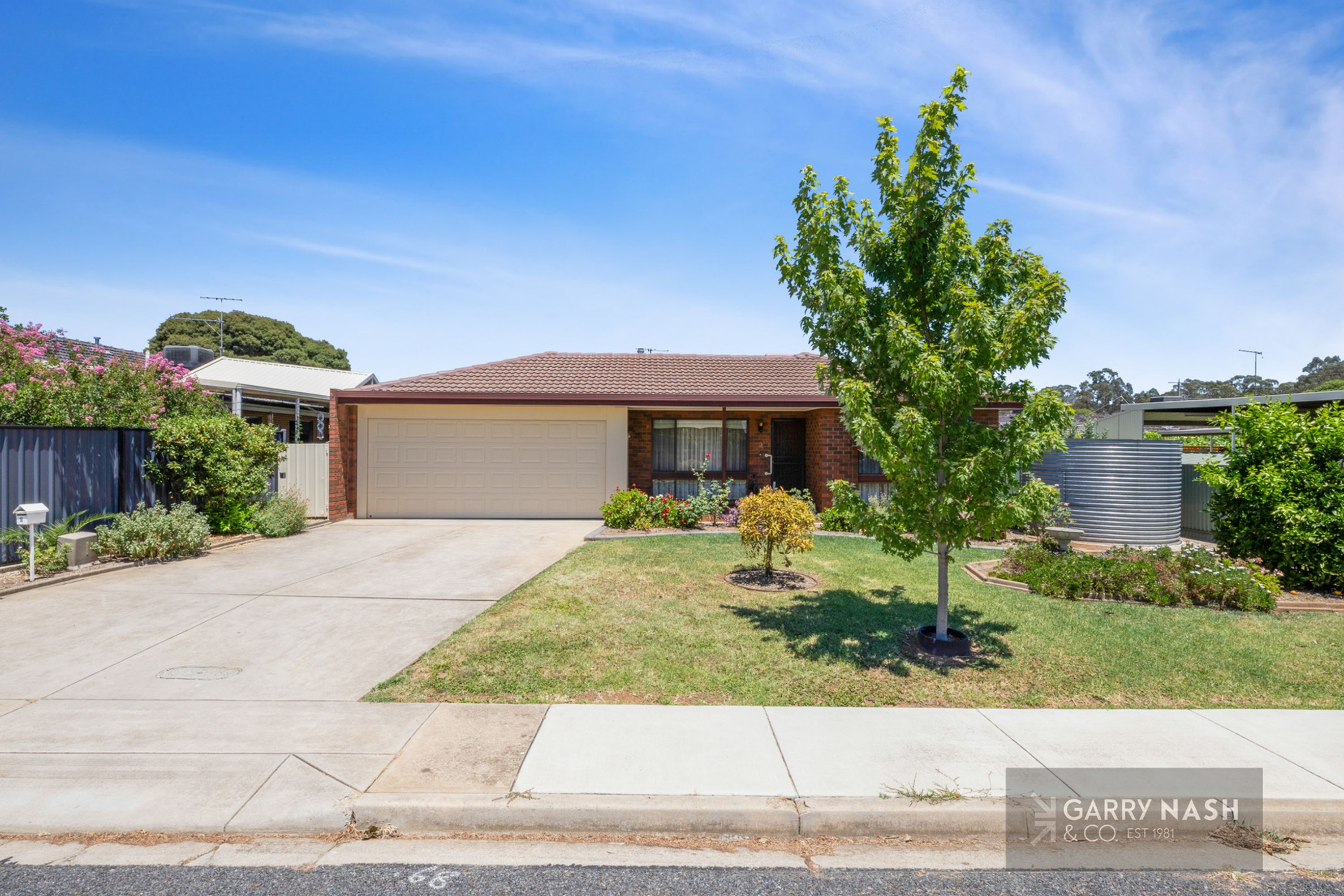2 St Columbs Drive, wangaratta