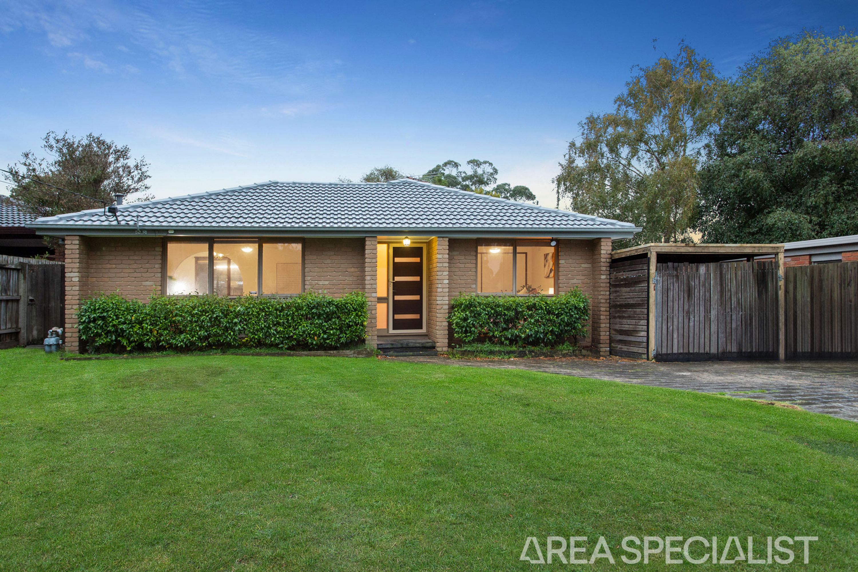 4 Russett Court, Frankston, Frankston - Image 1