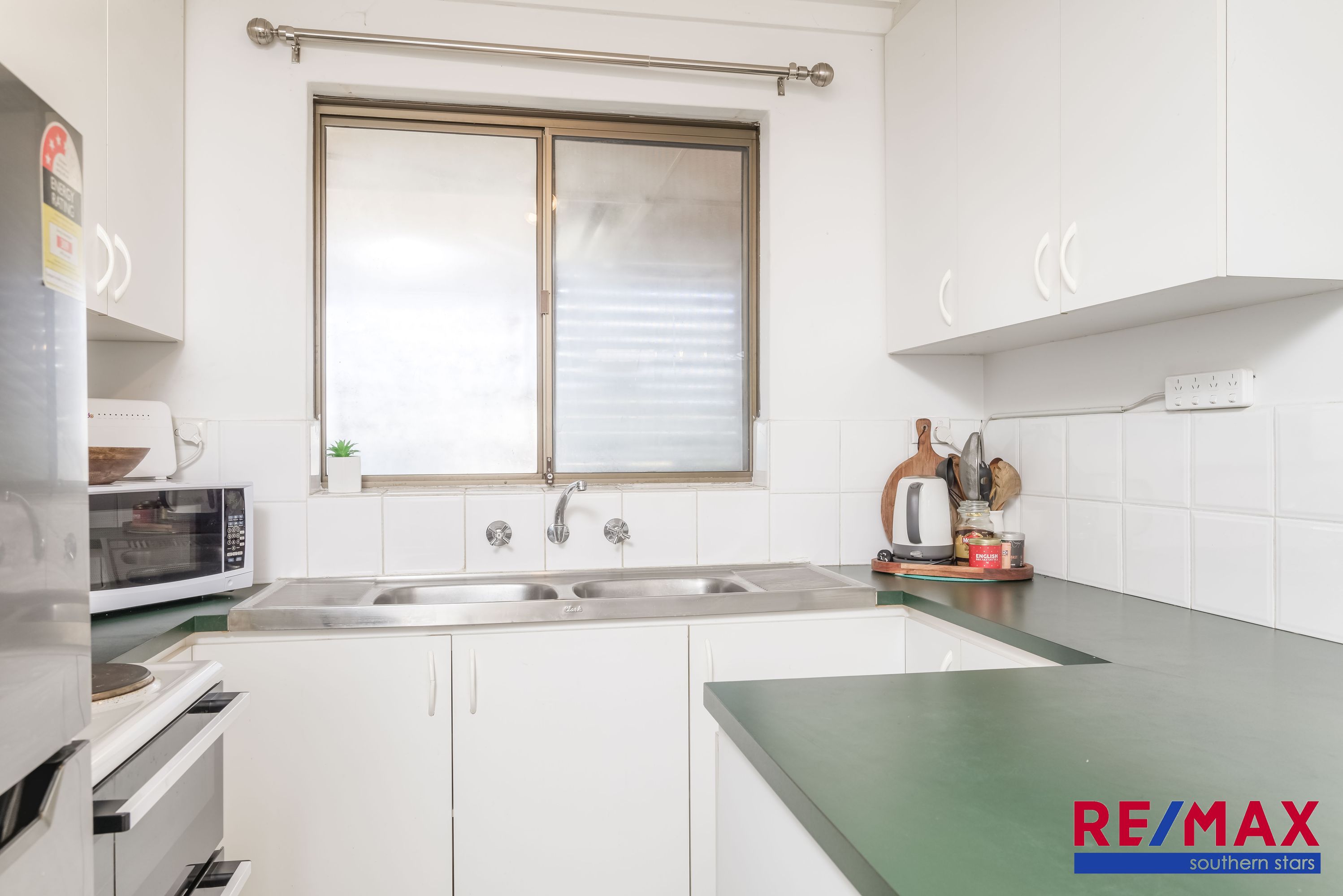 36 Dealy Close, Cannington - Thumbnail 3