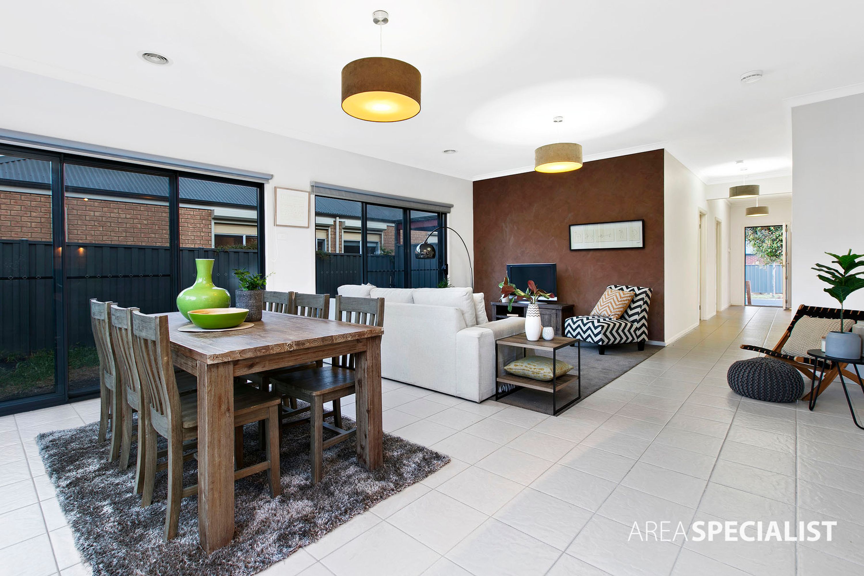14 Coburn Way, Caroline Springs VIC 3023, Caroline Springs - Thumbnail 3