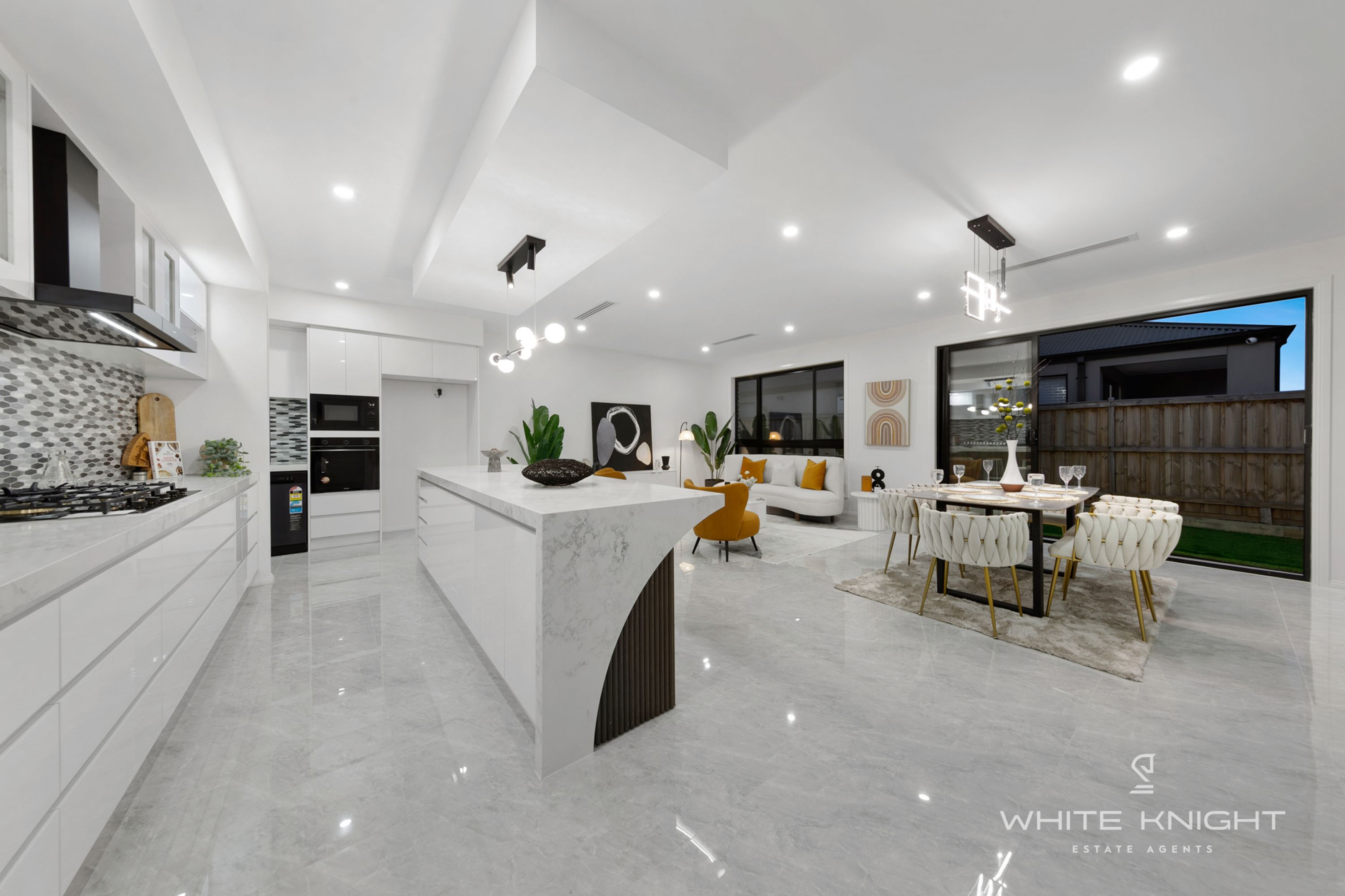 21 Cottesmore Street, Fraser Rise VIC 3336, Fraser Rise - Thumbnail 4