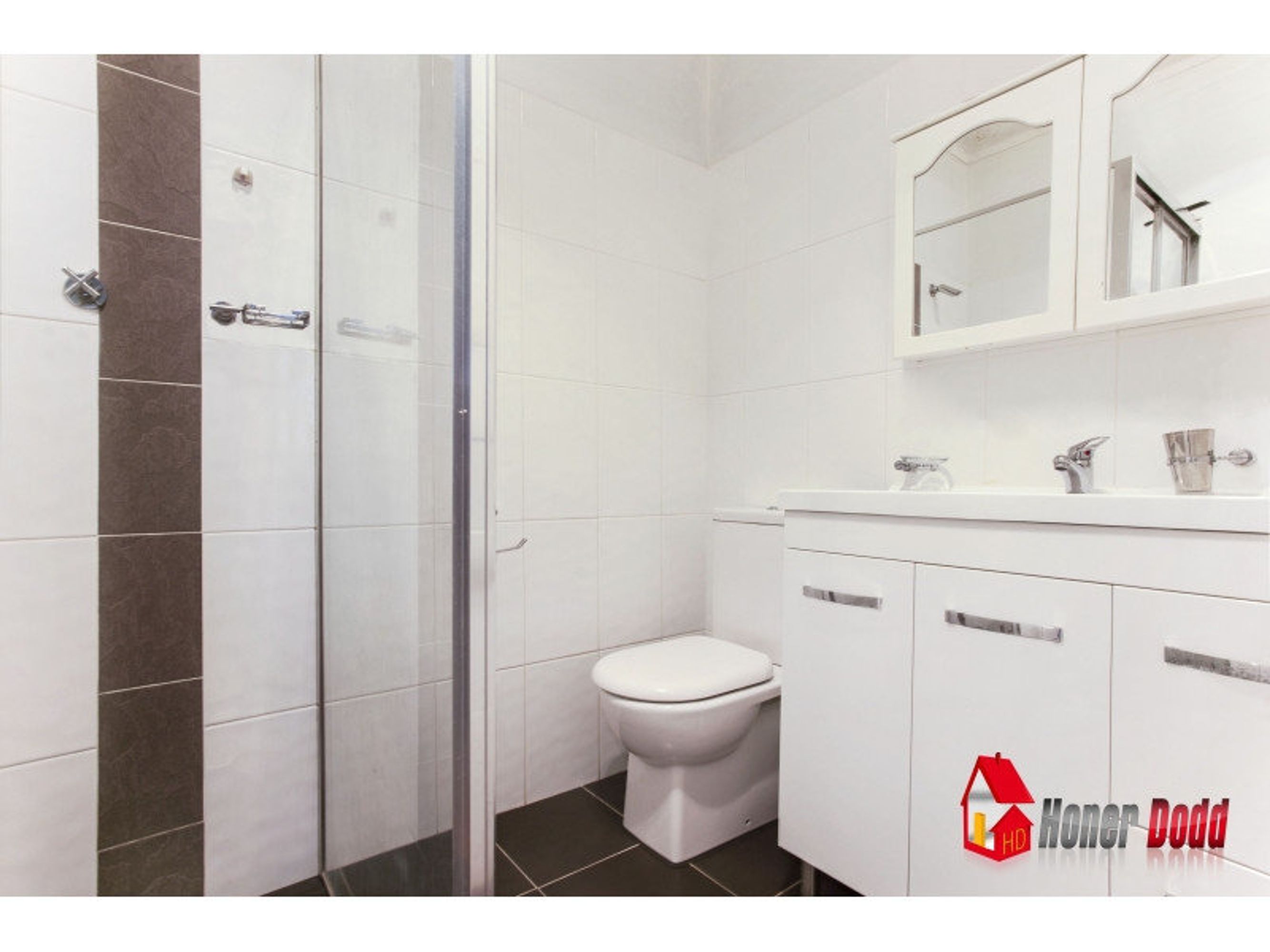 13 Roslyn Avenue, Brighton-Le-Sands, Brighton-Le-Sands - Thumbnail 5