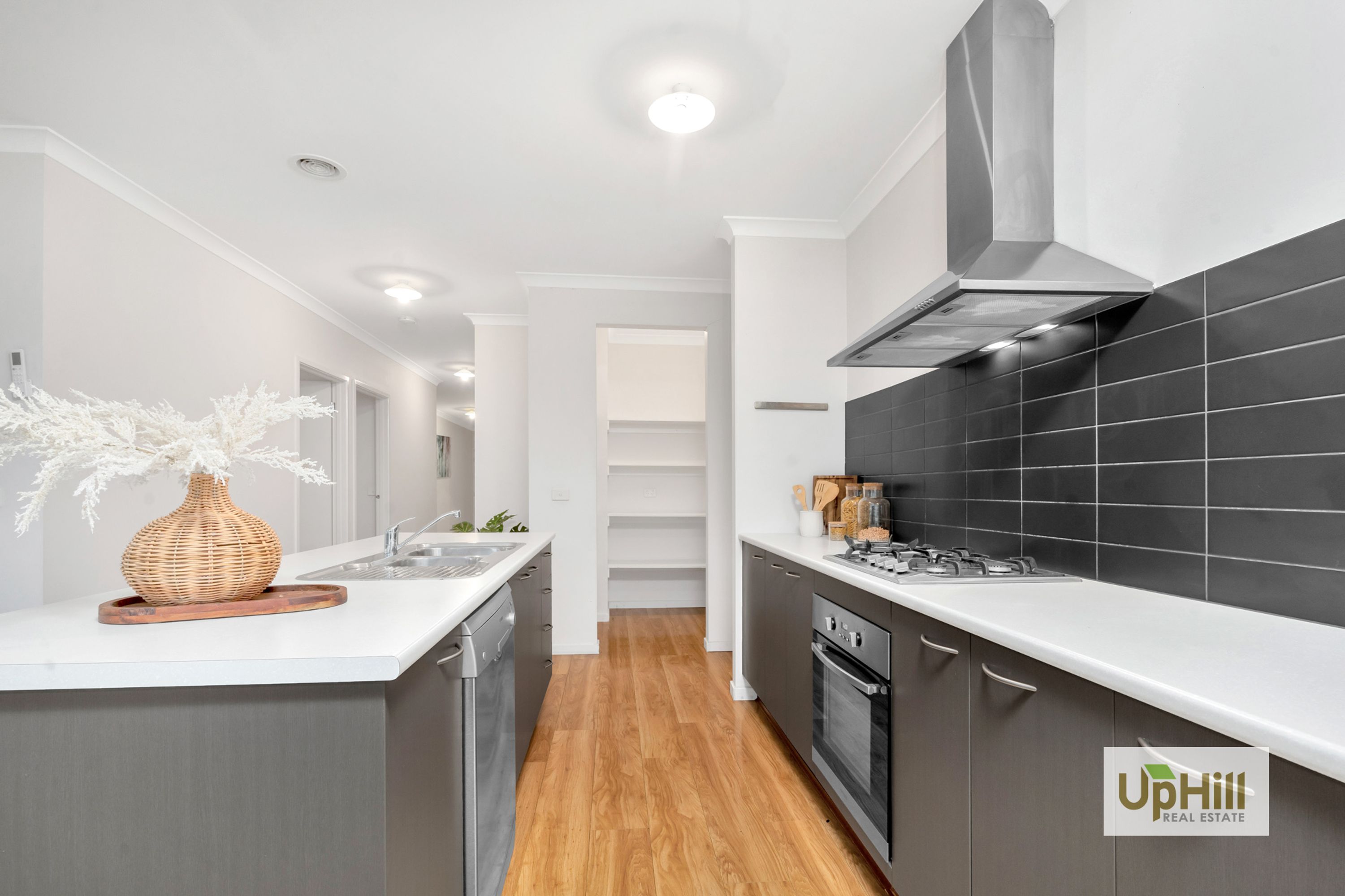9 Pyrenees Road, Clyde - Thumbnail 7