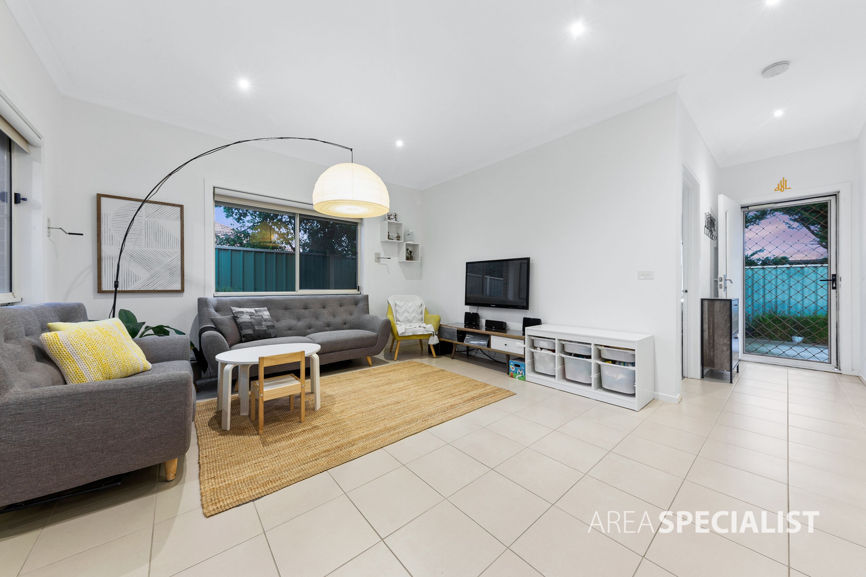 2/10 Agnes Street, St Albans VIC 3021, St Albans - Thumbnail 5