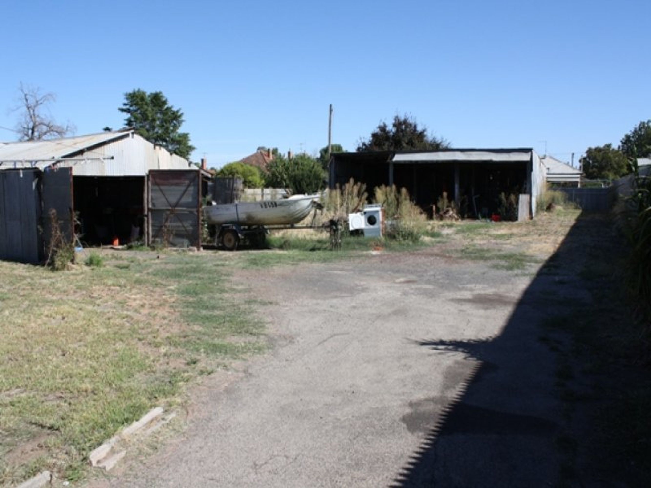 13 Mill Street, Horsham VIC 3400, Horsham - Thumbnail 2