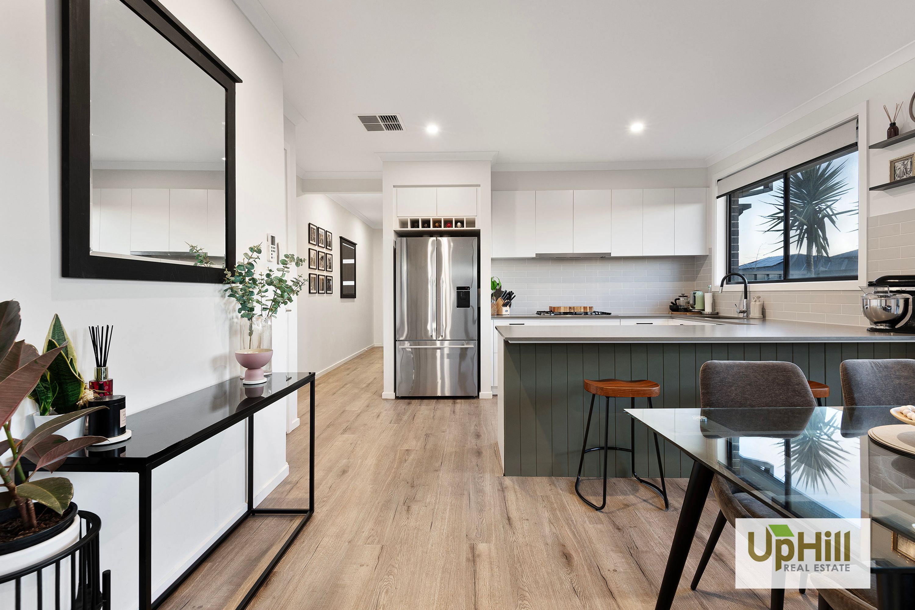 88 Athenaeum Avenue, Clyde North - Thumbnail 5