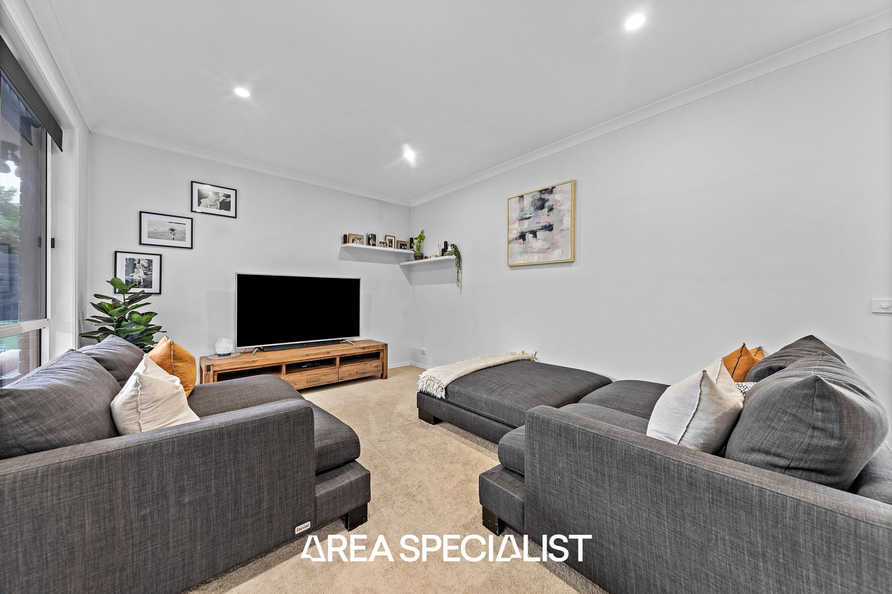 57A Fairbairn Road, Cranbourne - Thumbnail 5