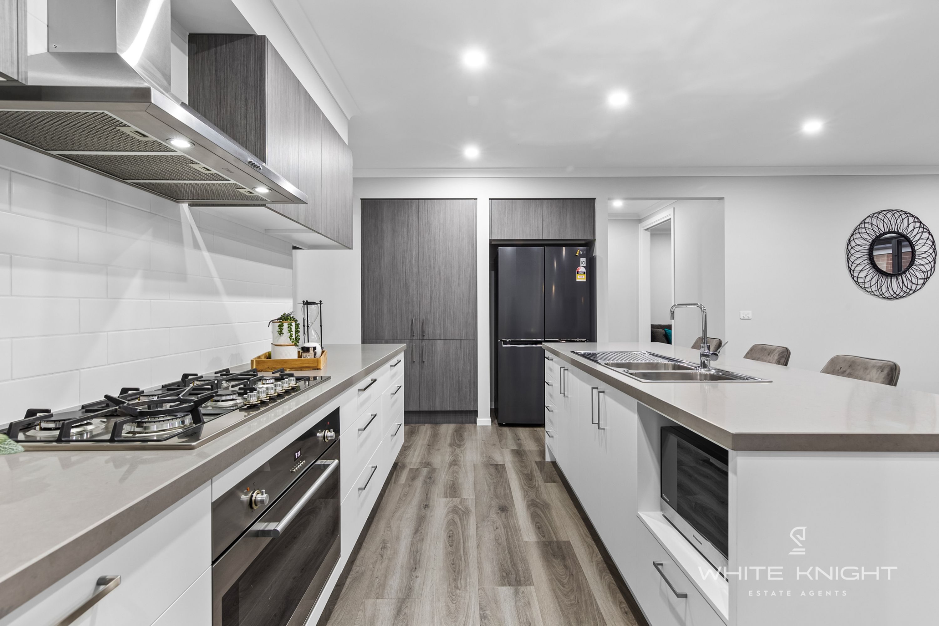 14 Topiary Road, Deanside VIC 3336, Bonnie Brook - Thumbnail 5