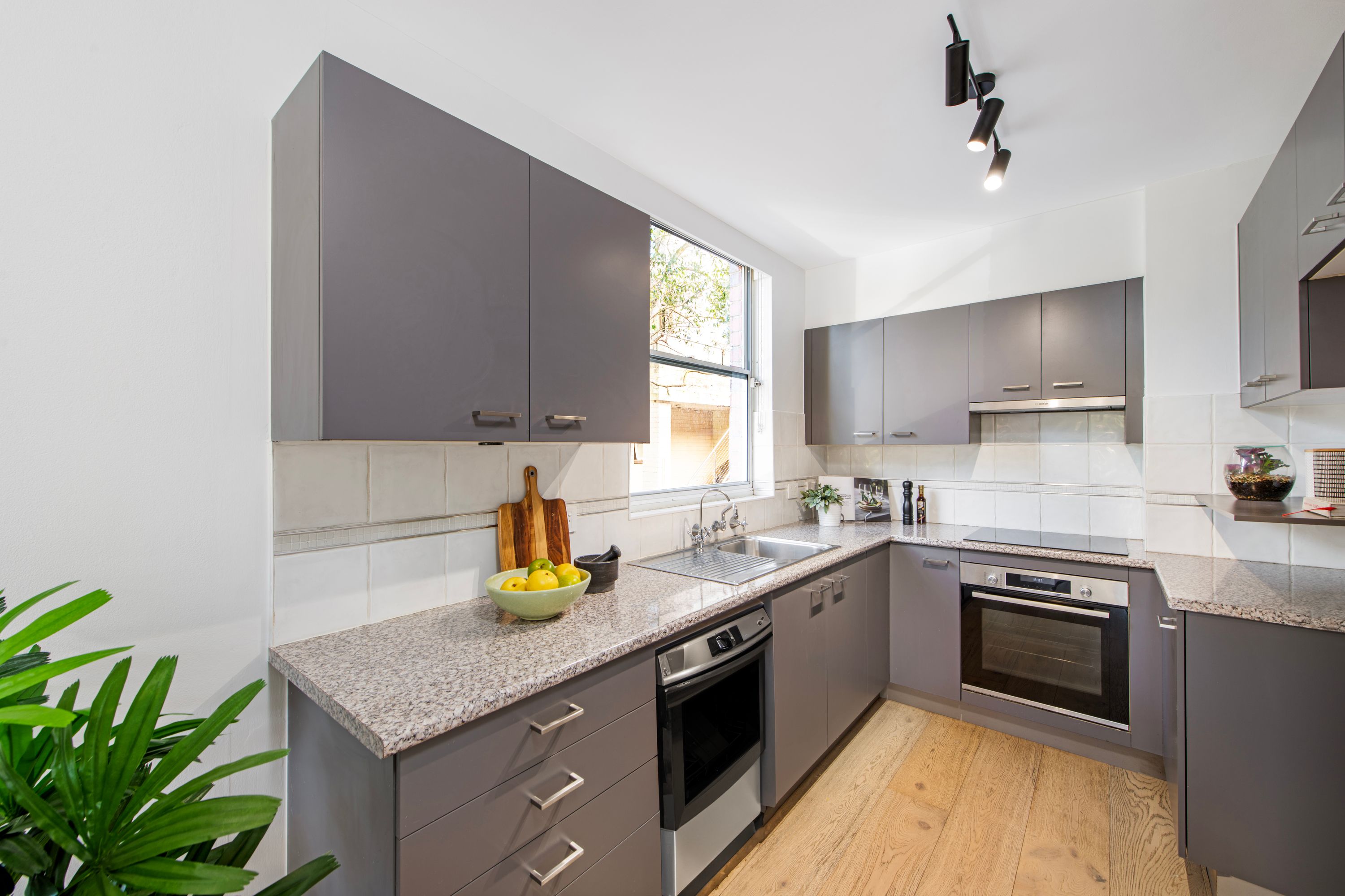 2/7 Lambert Street, Cammeray - Thumbnail 2