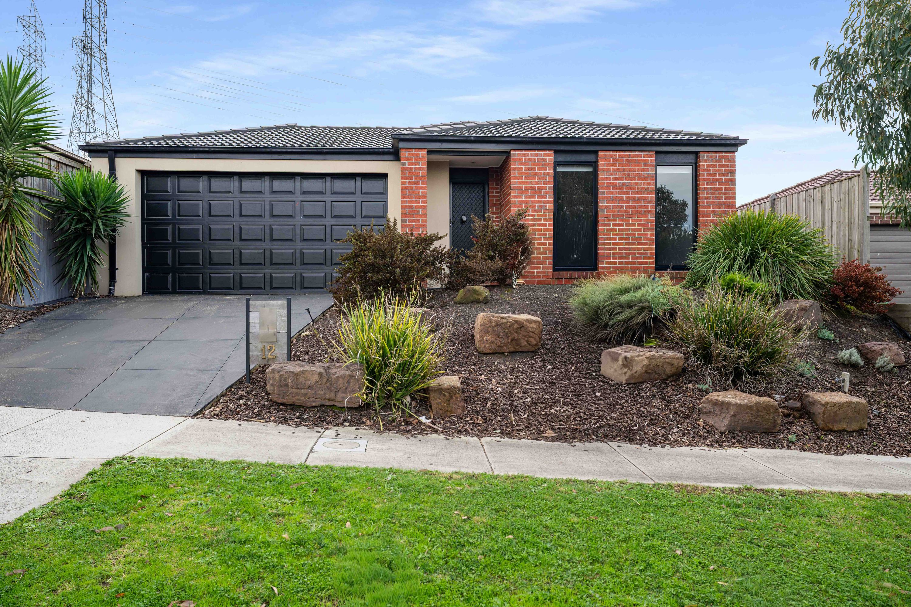 12 Meadowlea Crescent, Pakenham