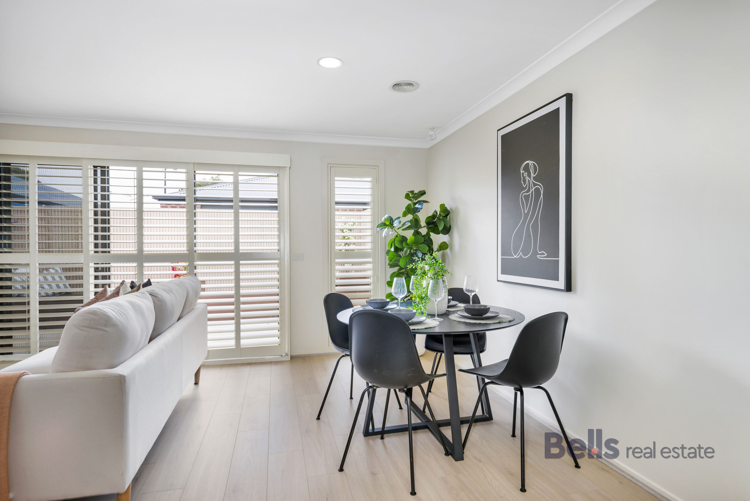 29 Goulding Drive, Fraser Rise - Thumbnail 5